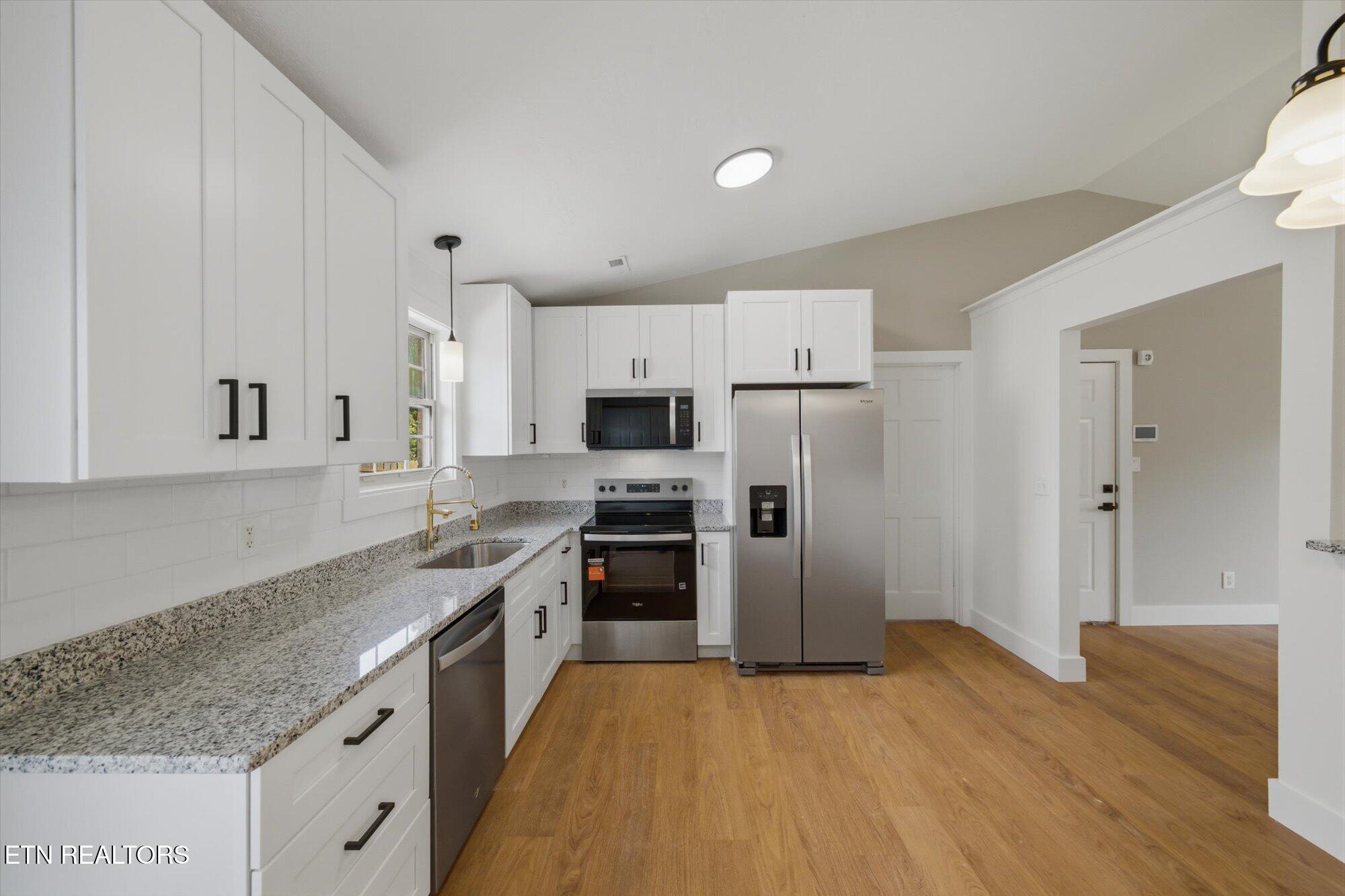 7444 Lyle Bend Lane Knoxville TN 37918