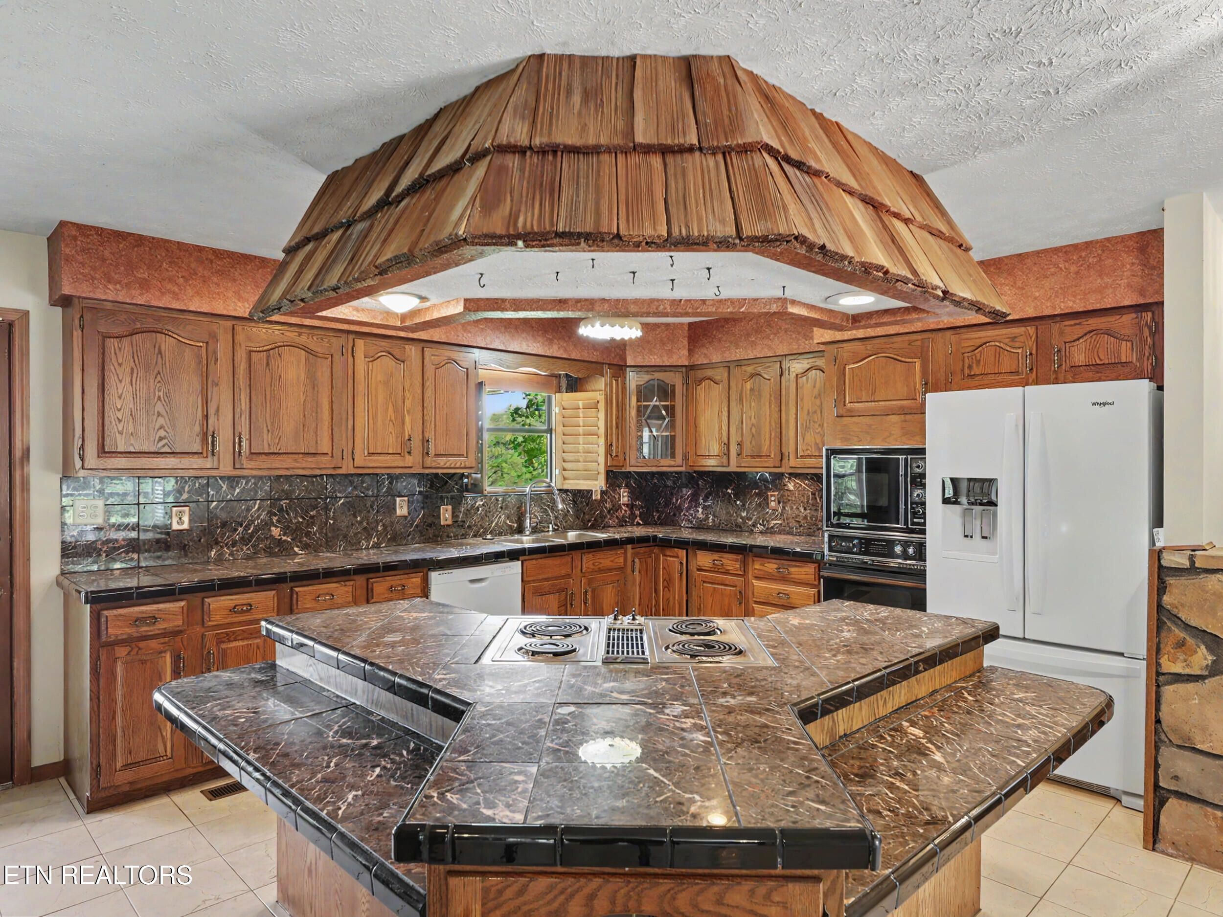 1414 Clinch View Circle Jefferson City TN 37760