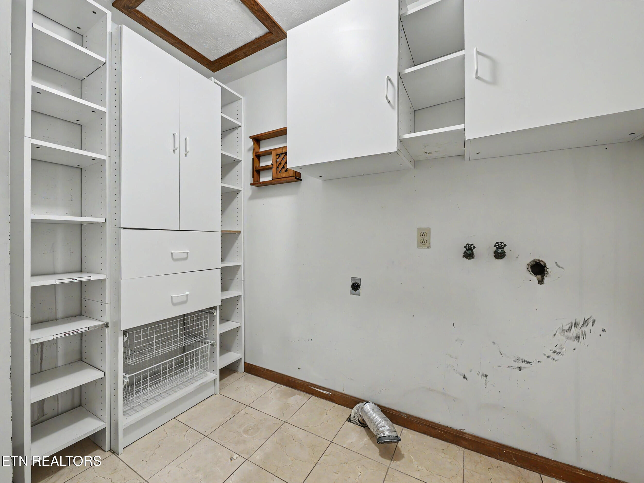 1414 Clinch View Circle Jefferson City TN 37760