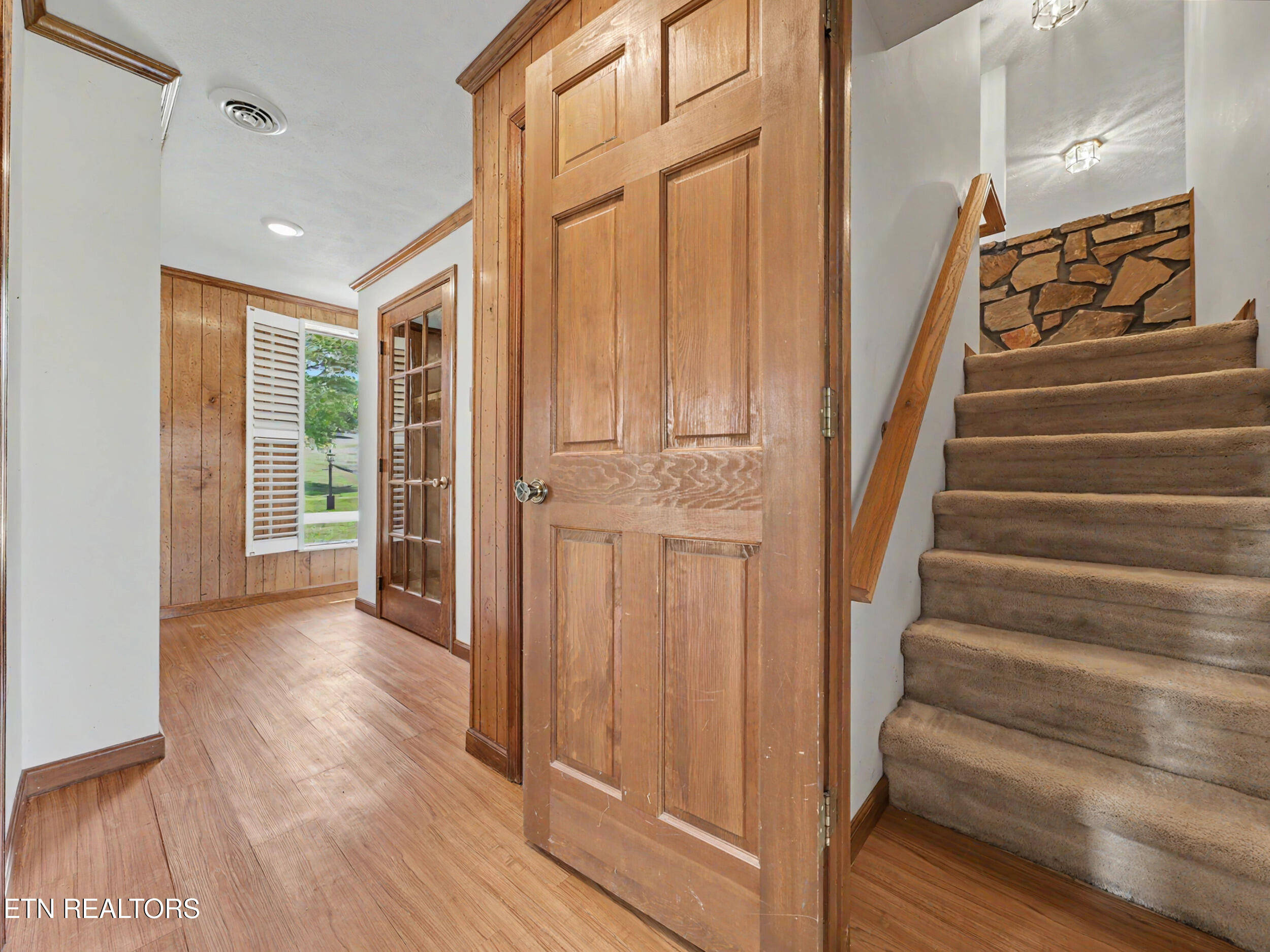 1414 Clinch View Circle Jefferson City TN 37760