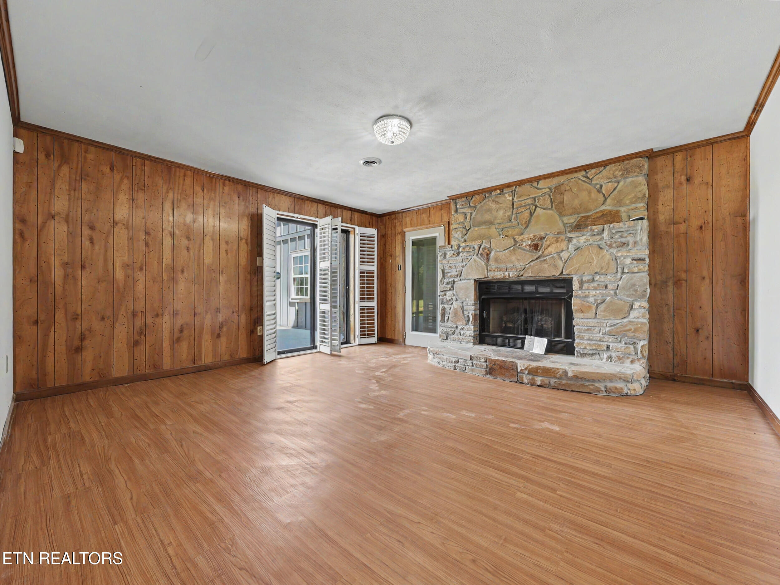 1414 Clinch View Circle Jefferson City TN 37760