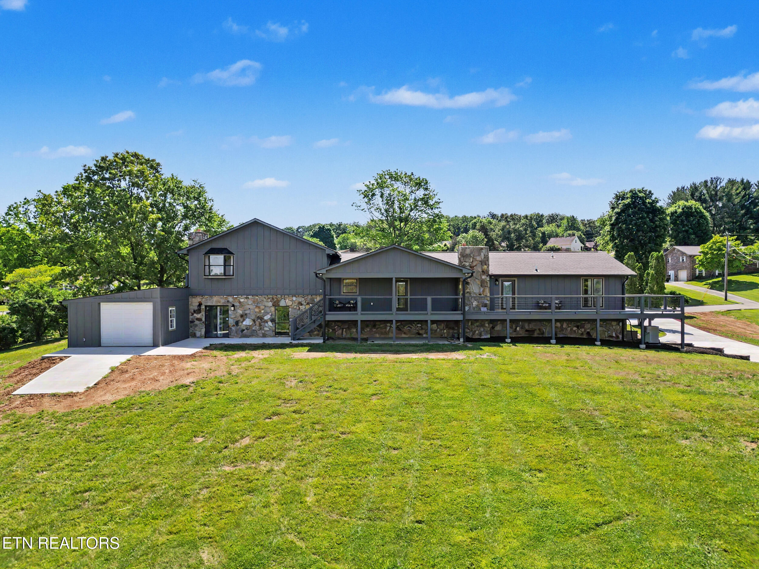 1414 Clinch View Circle Jefferson City TN 37760