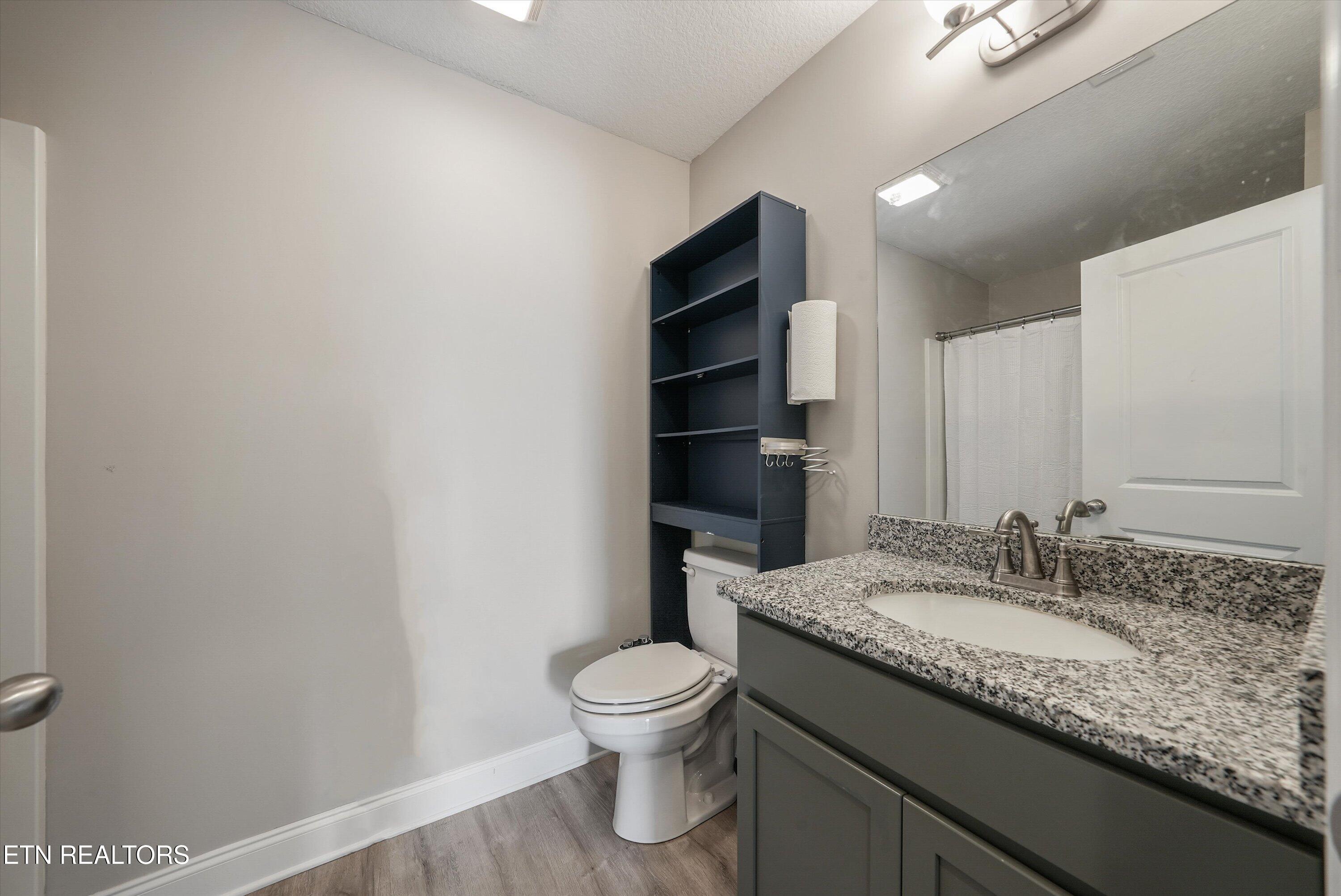 8537 Creek Valley Lane Knoxville TN 37931