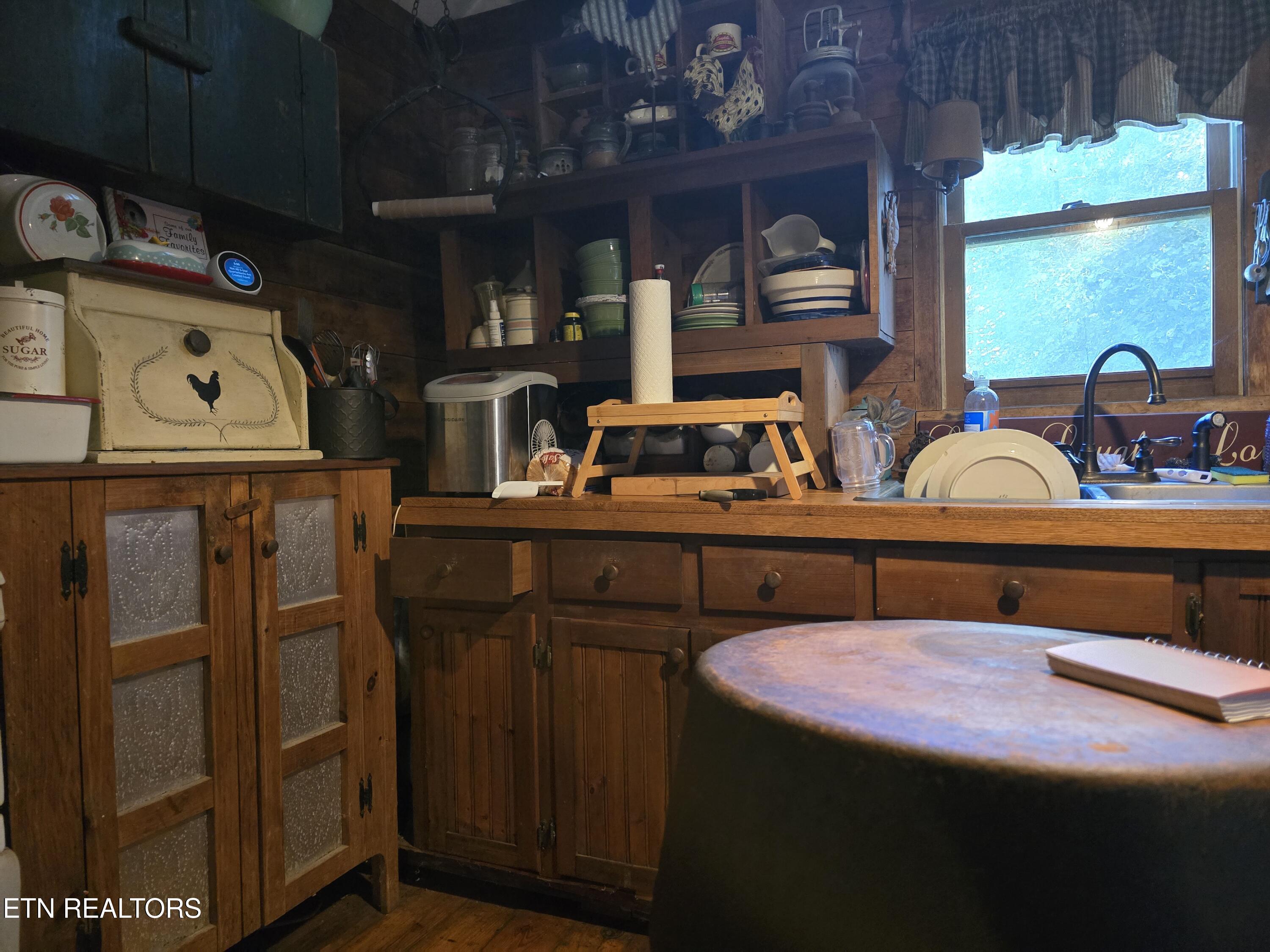 170 Parker Road Eidson TN 37731