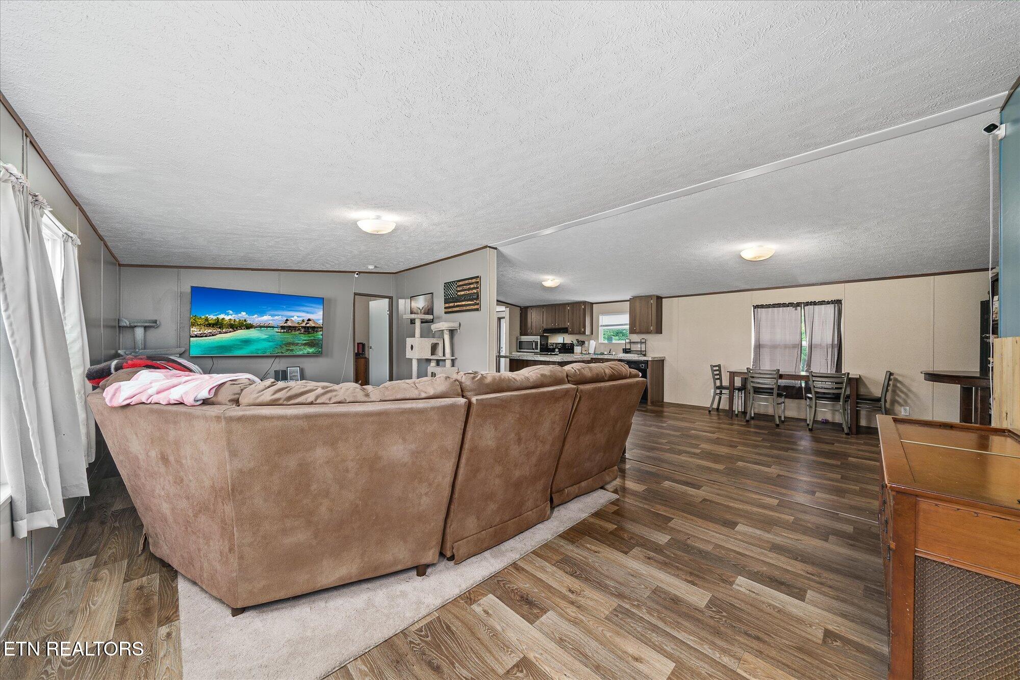 90 Byers Lane Crossville TN 38571