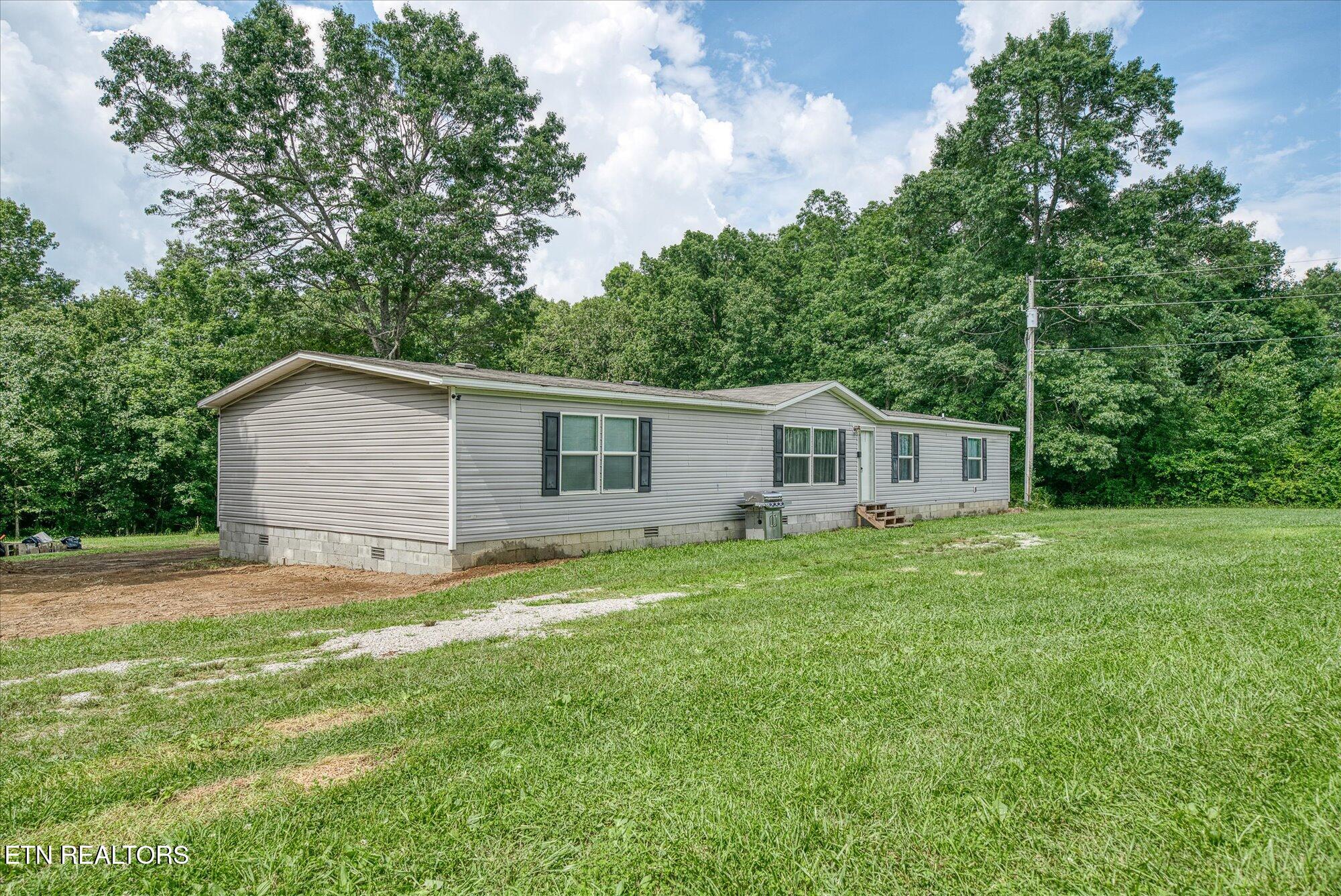 90 Byers Lane Crossville TN 38571