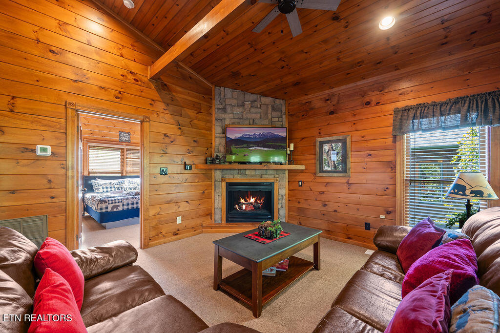 834 Great Smoky Way Gatlinburg TN 37738