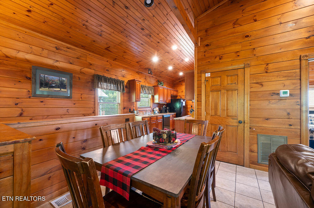 834 Great Smoky Way Gatlinburg TN 37738