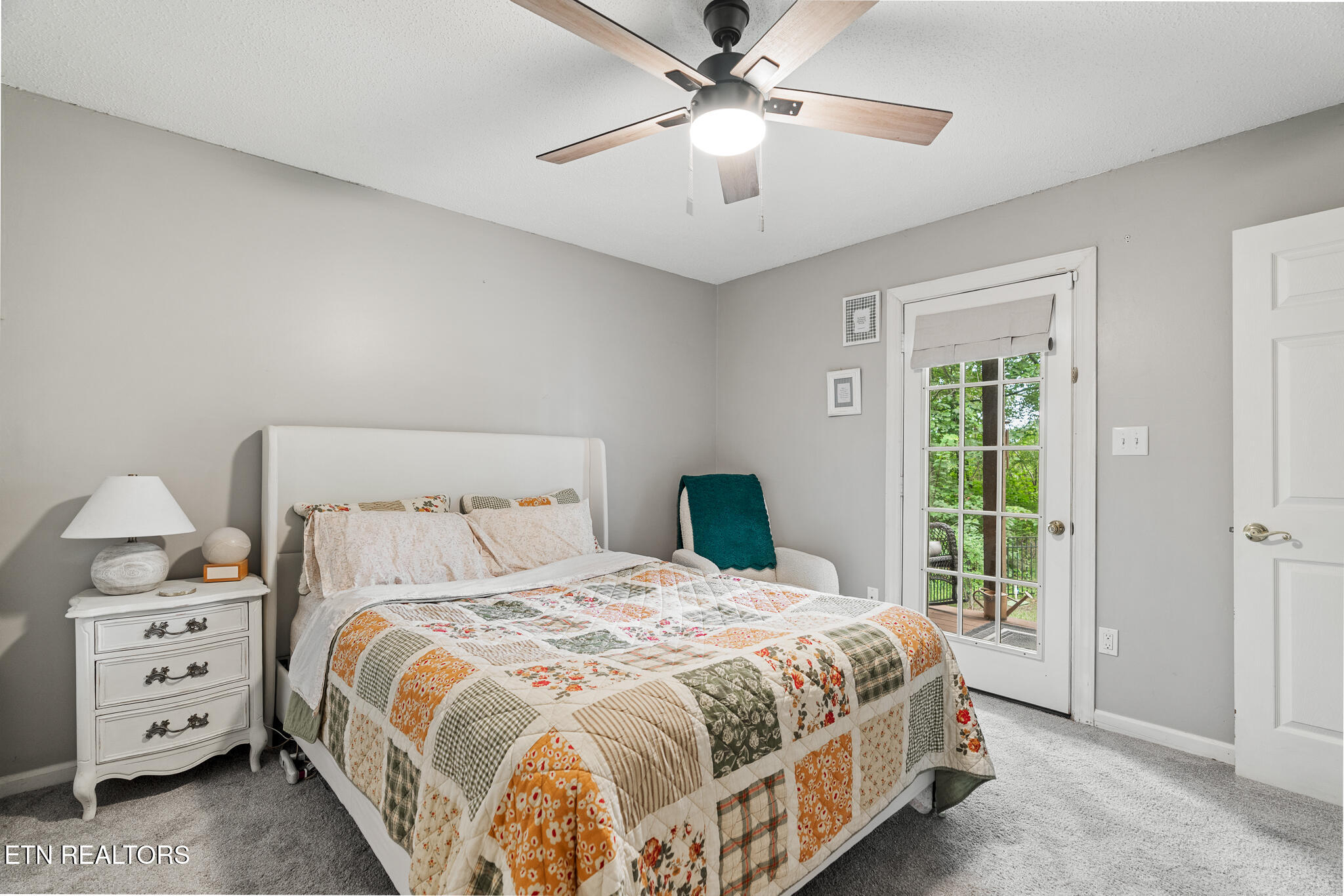 218 Seminole Circle Loudon TN 37774