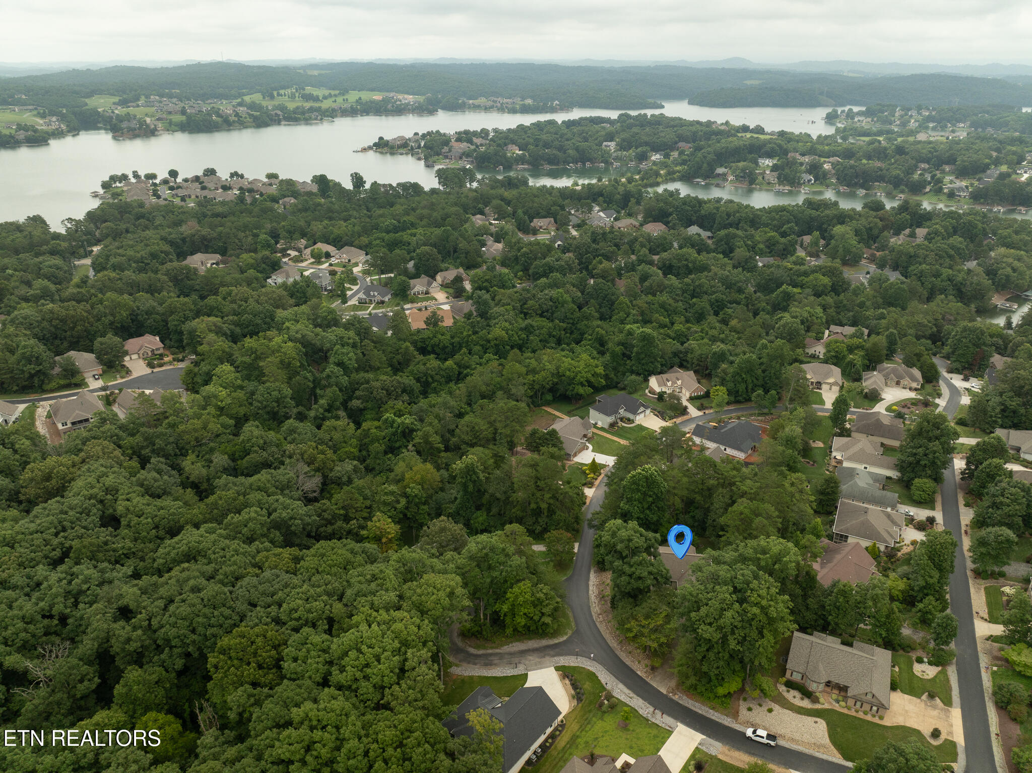 218 Seminole Circle Loudon TN 37774
