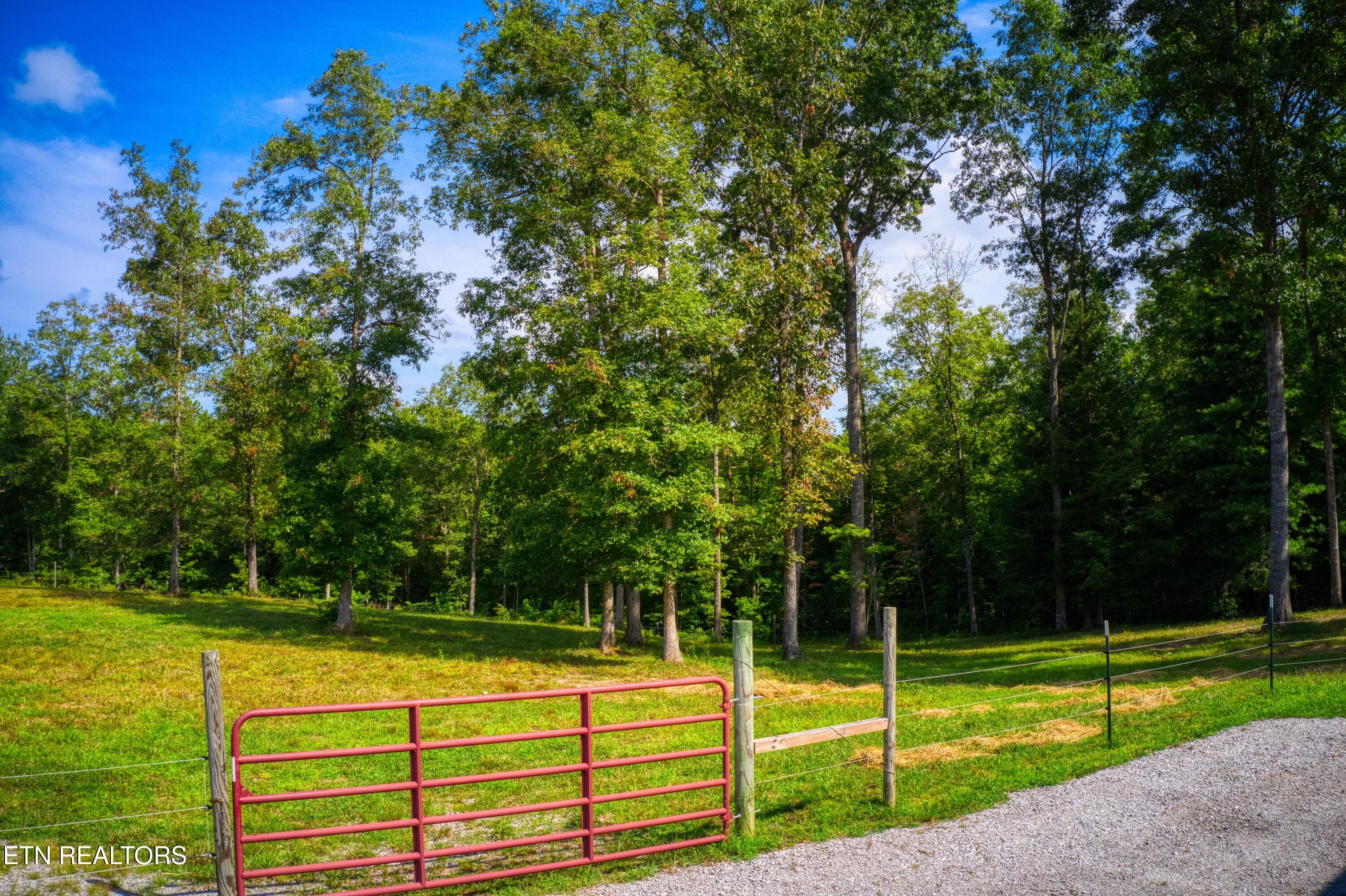 740 Rockview Road Jamestown TN 38556