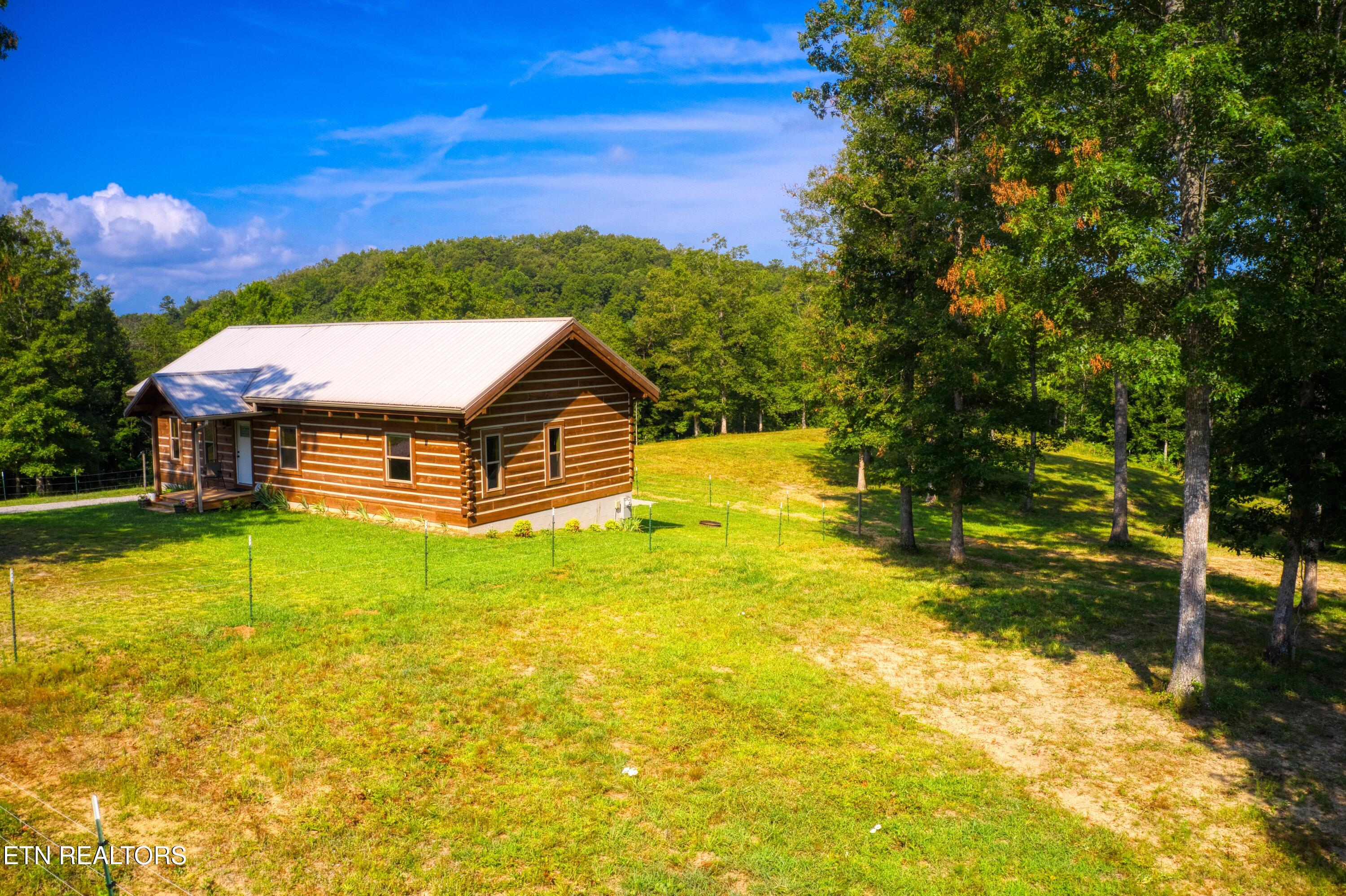 740 Rockview Road Jamestown TN 38556