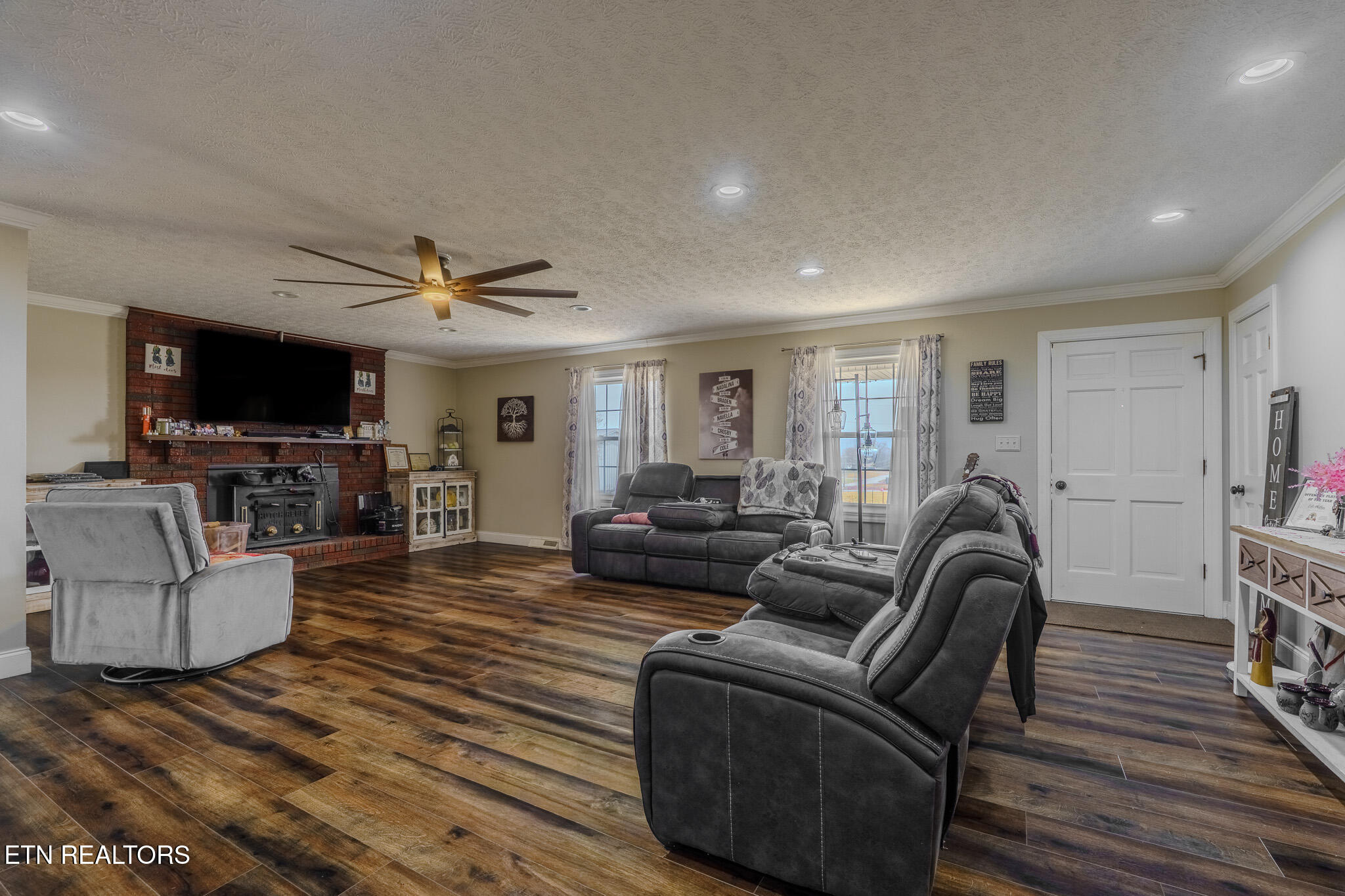 149 Woodson Lane Lafollette TN 37766