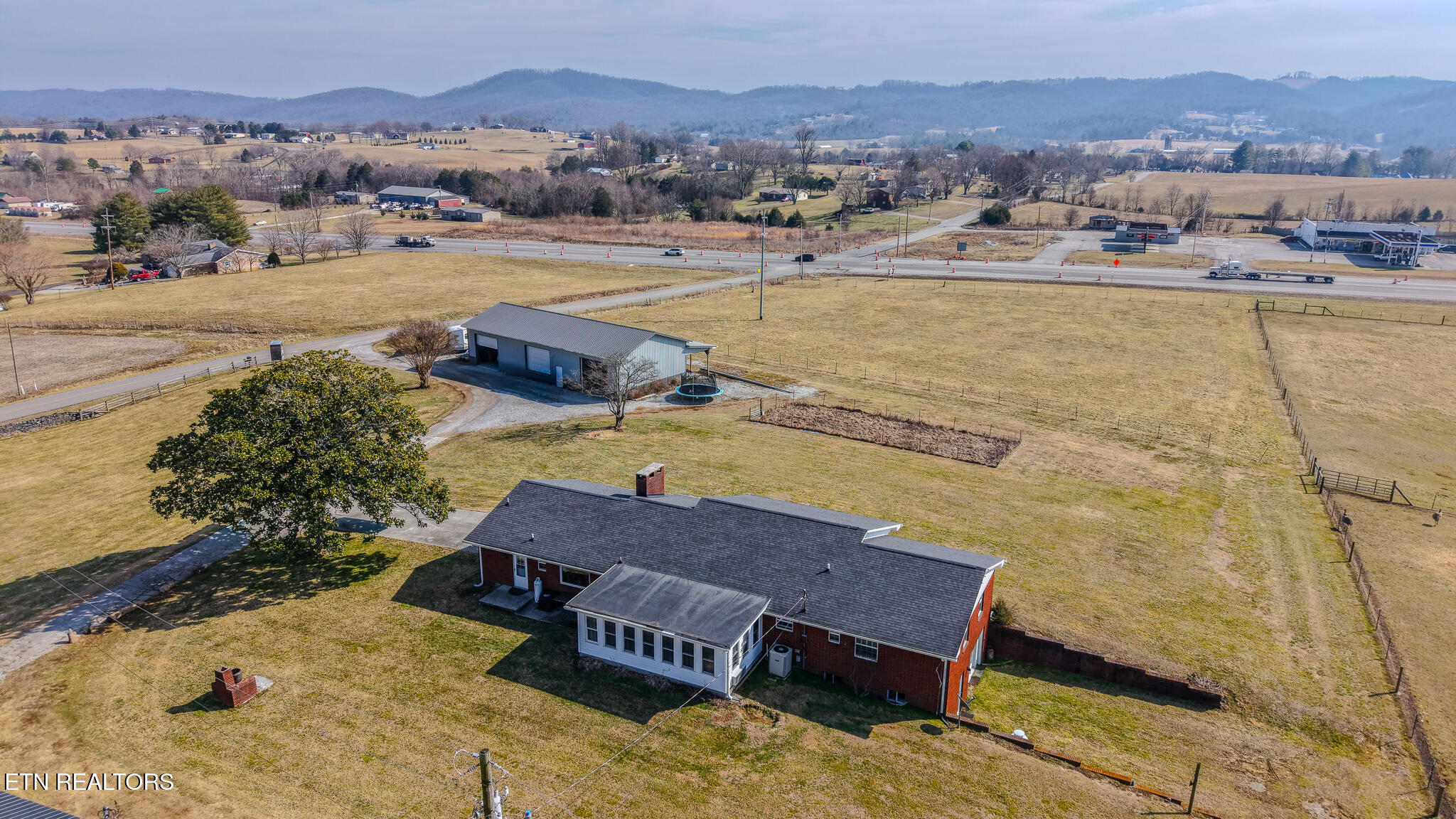 149 Woodson Lane Lafollette TN 37766
