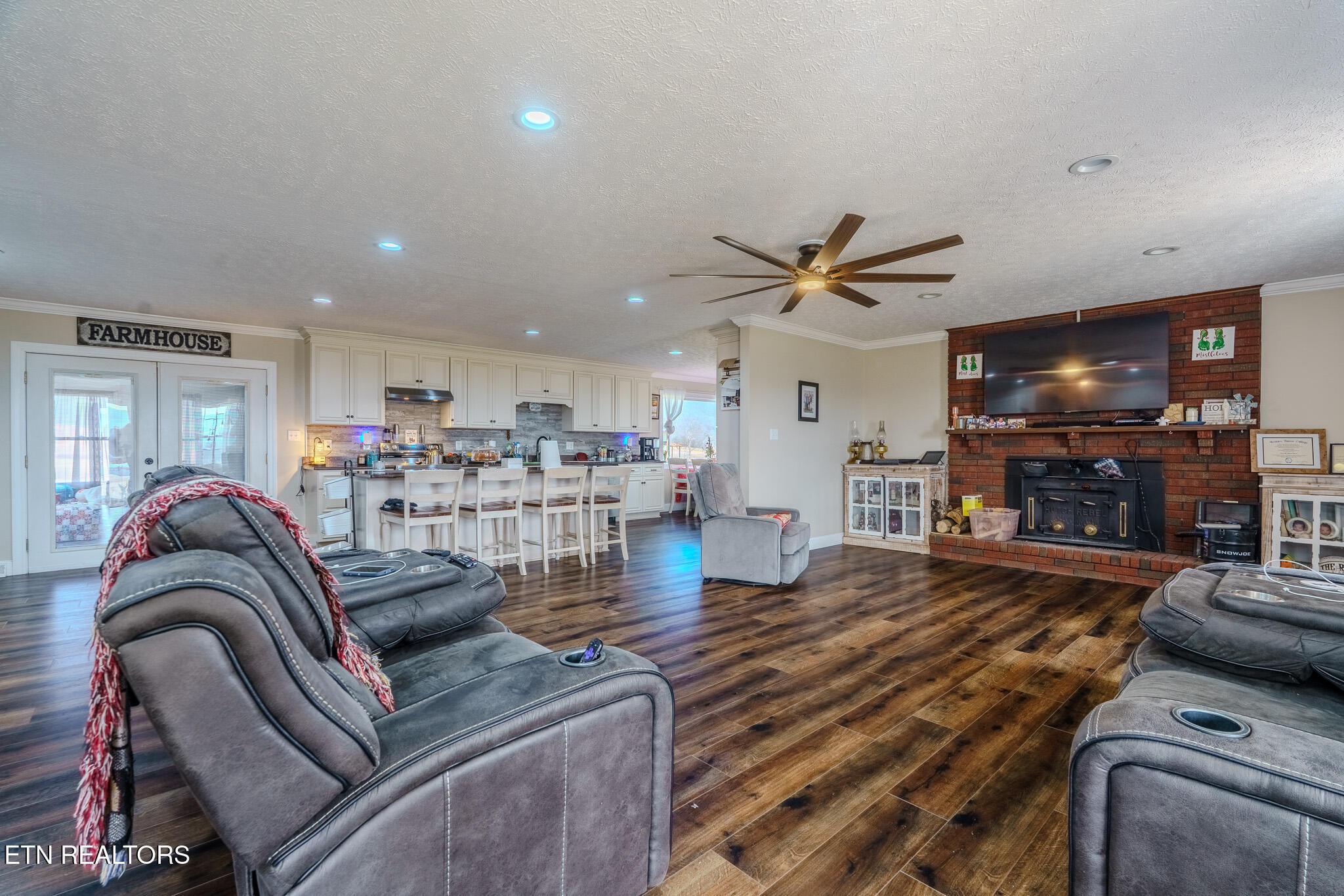 149 Woodson Lane Lafollette TN 37766