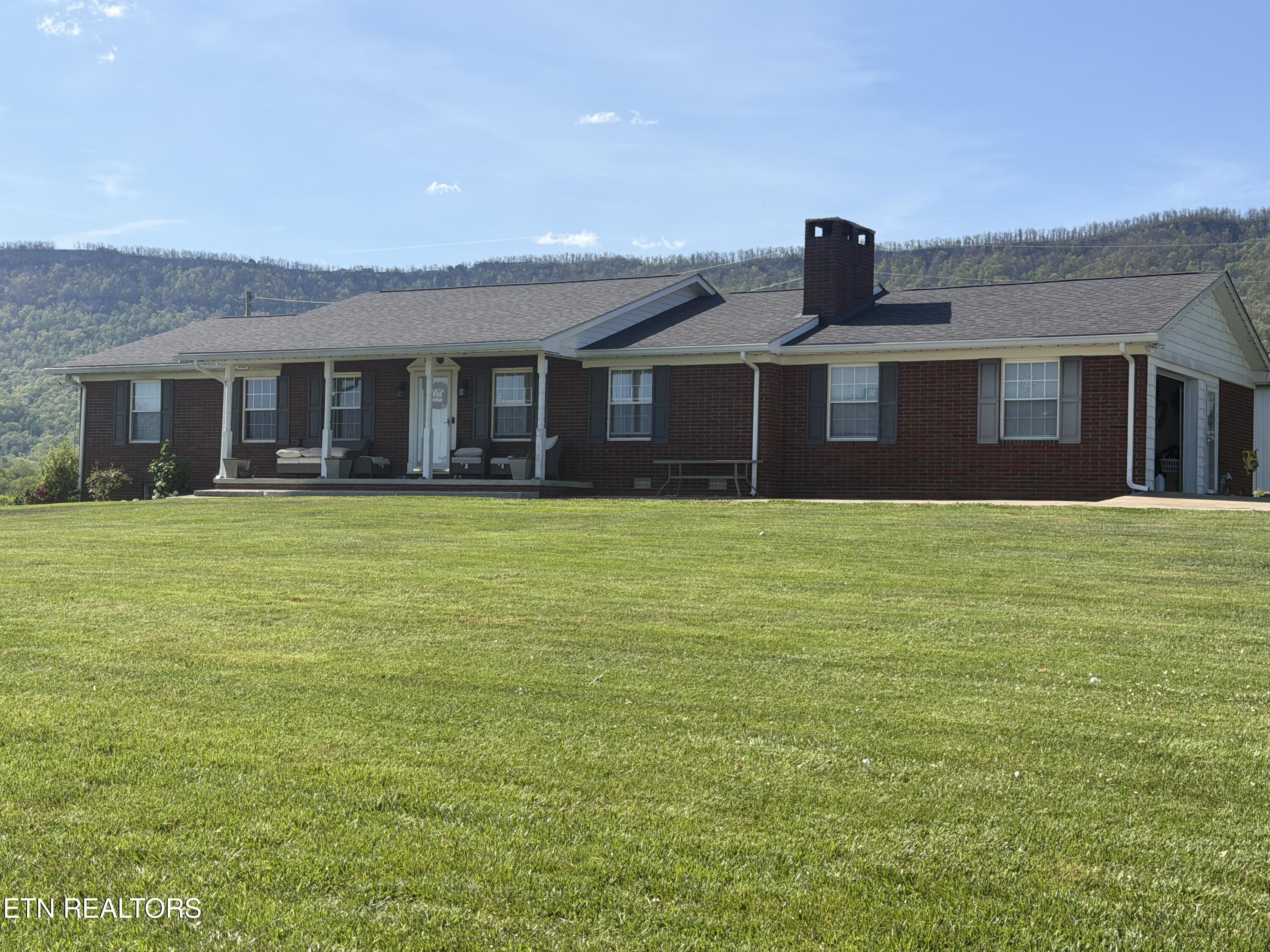 149 Woodson Lane Lafollette TN 37766