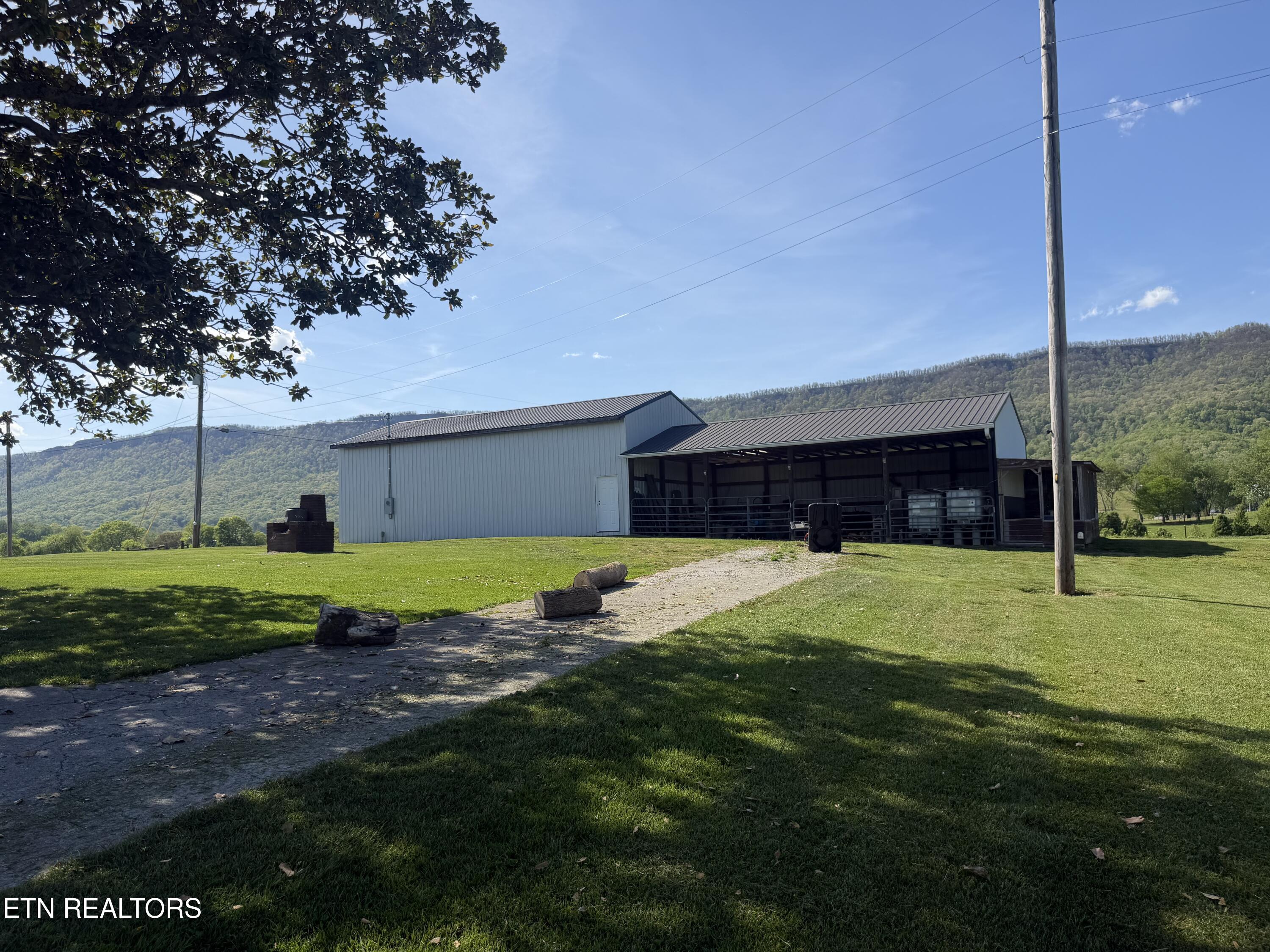 149 Woodson Lane Lafollette TN 37766