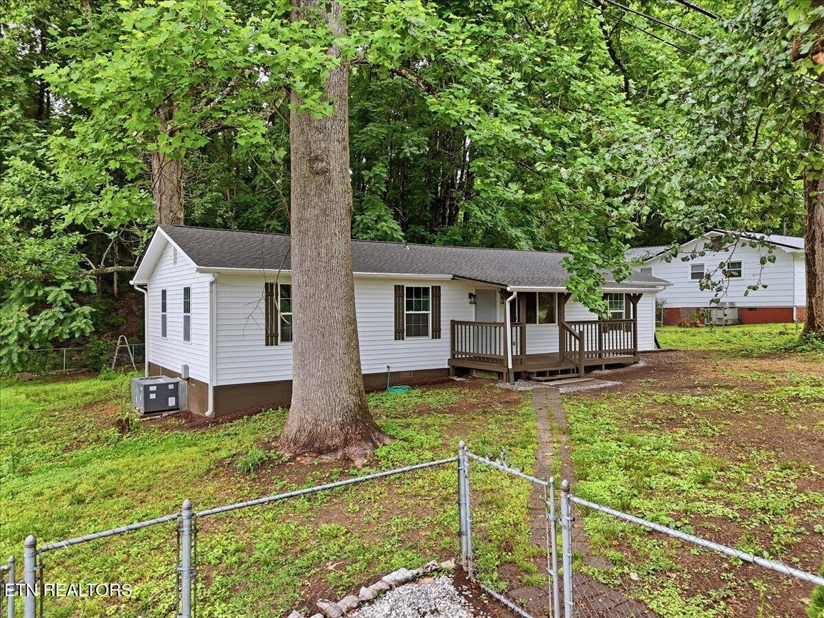 772 Clymersville Road Rockwood TN 37854