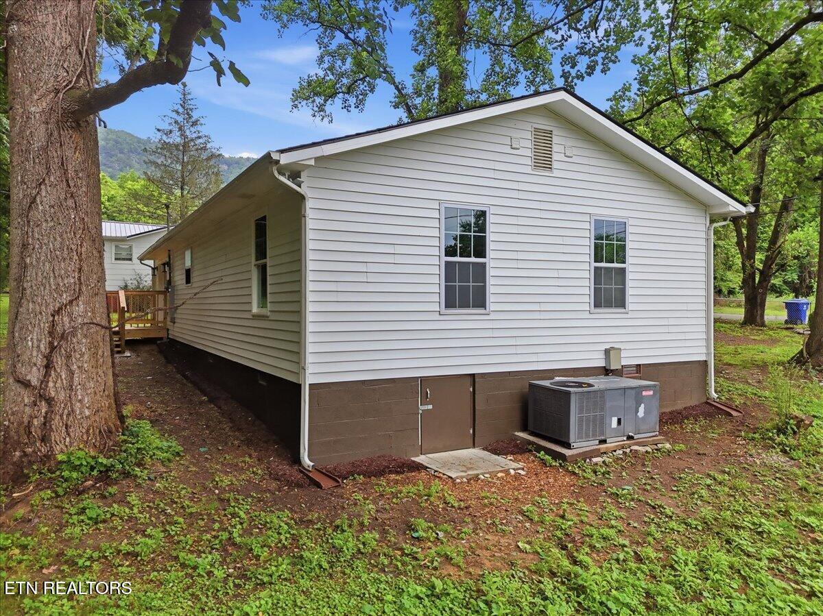 772 Clymersville Road Rockwood TN 37854