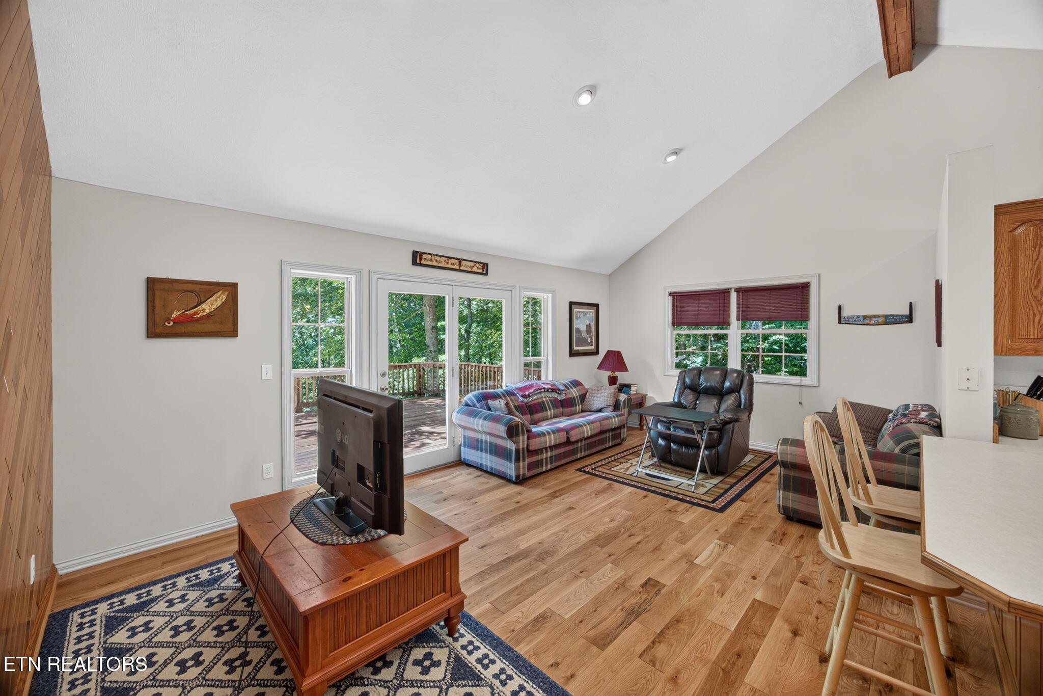 510 Tuscarora Circle Byrdstown TN 38549