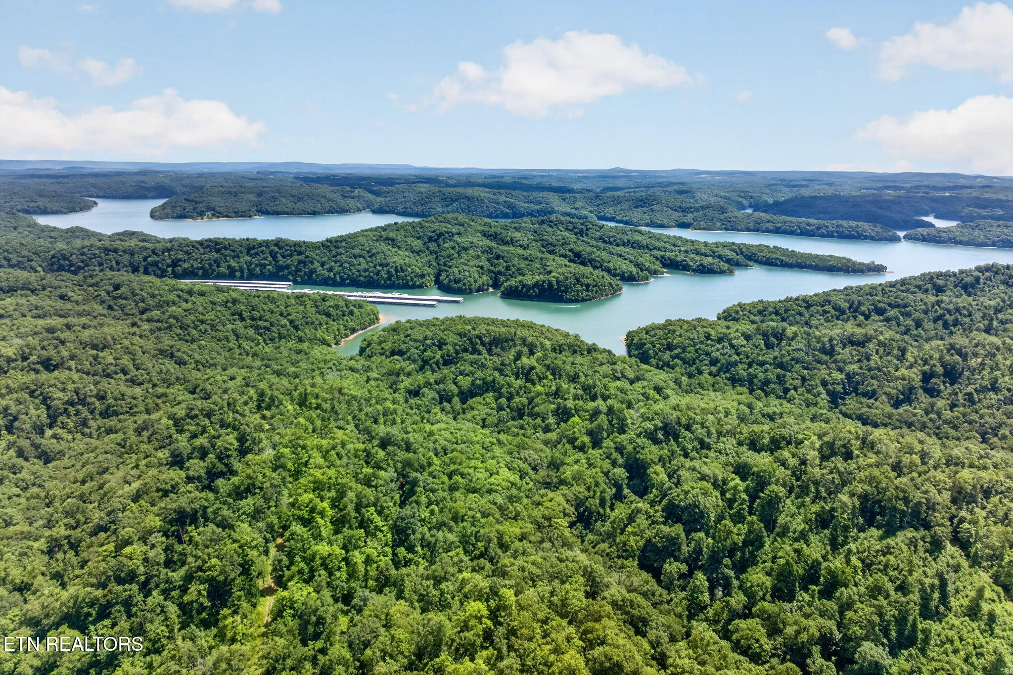 510 Tuscarora Circle Byrdstown TN 38549