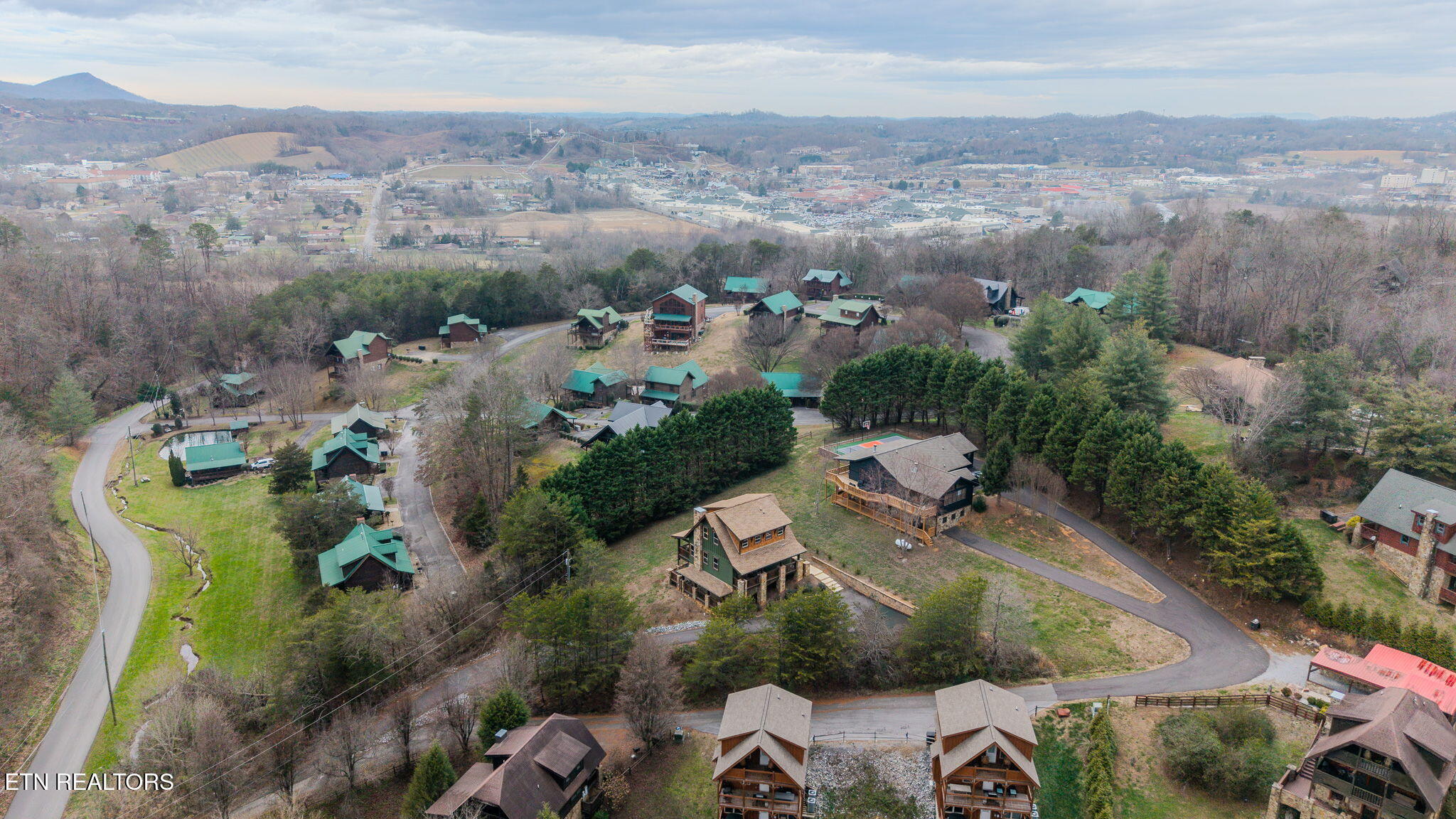 615 Rainbow Road Sevierville TN 37862