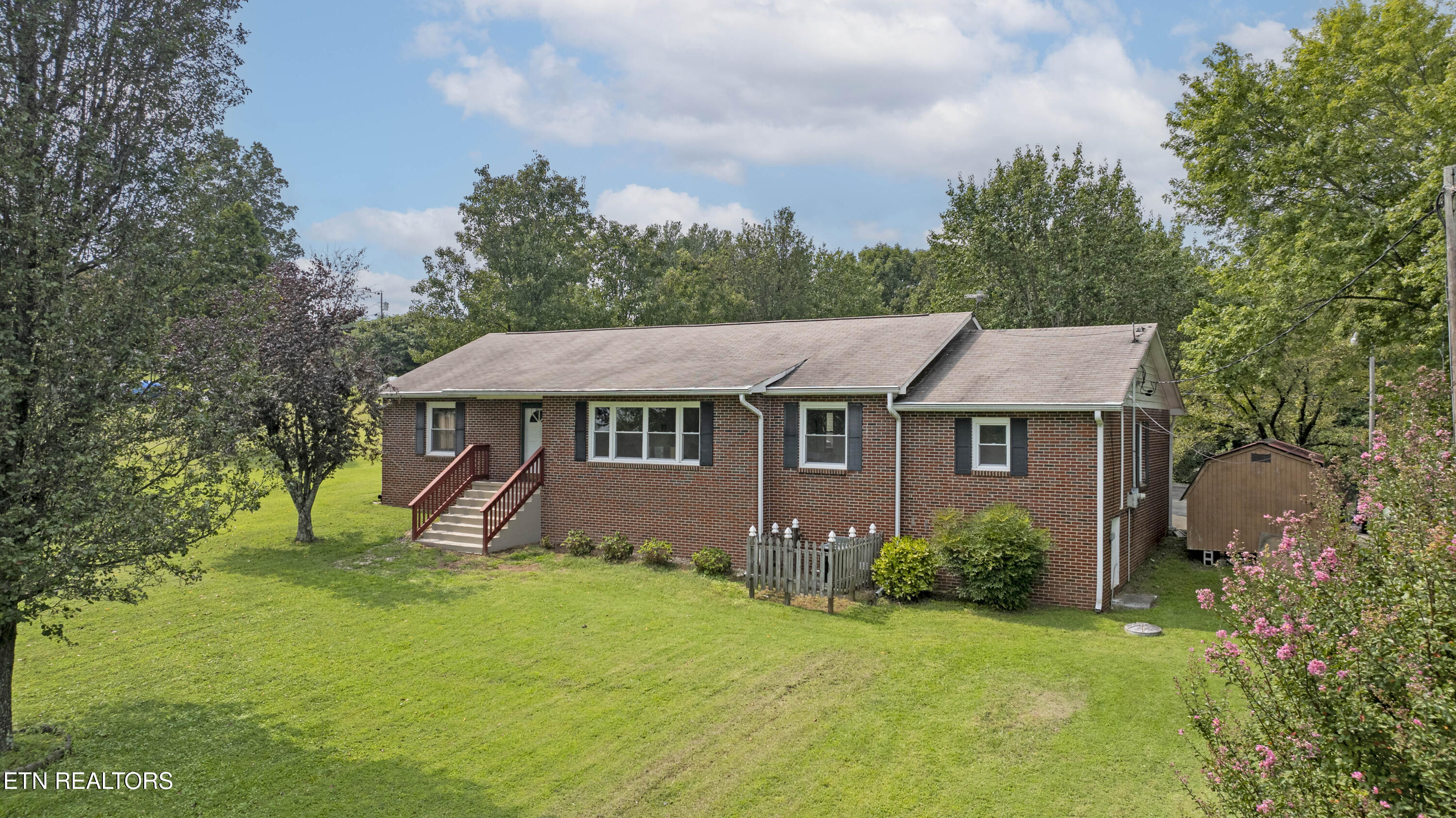 161 S Hillcrest Drive Spring City TN 37381