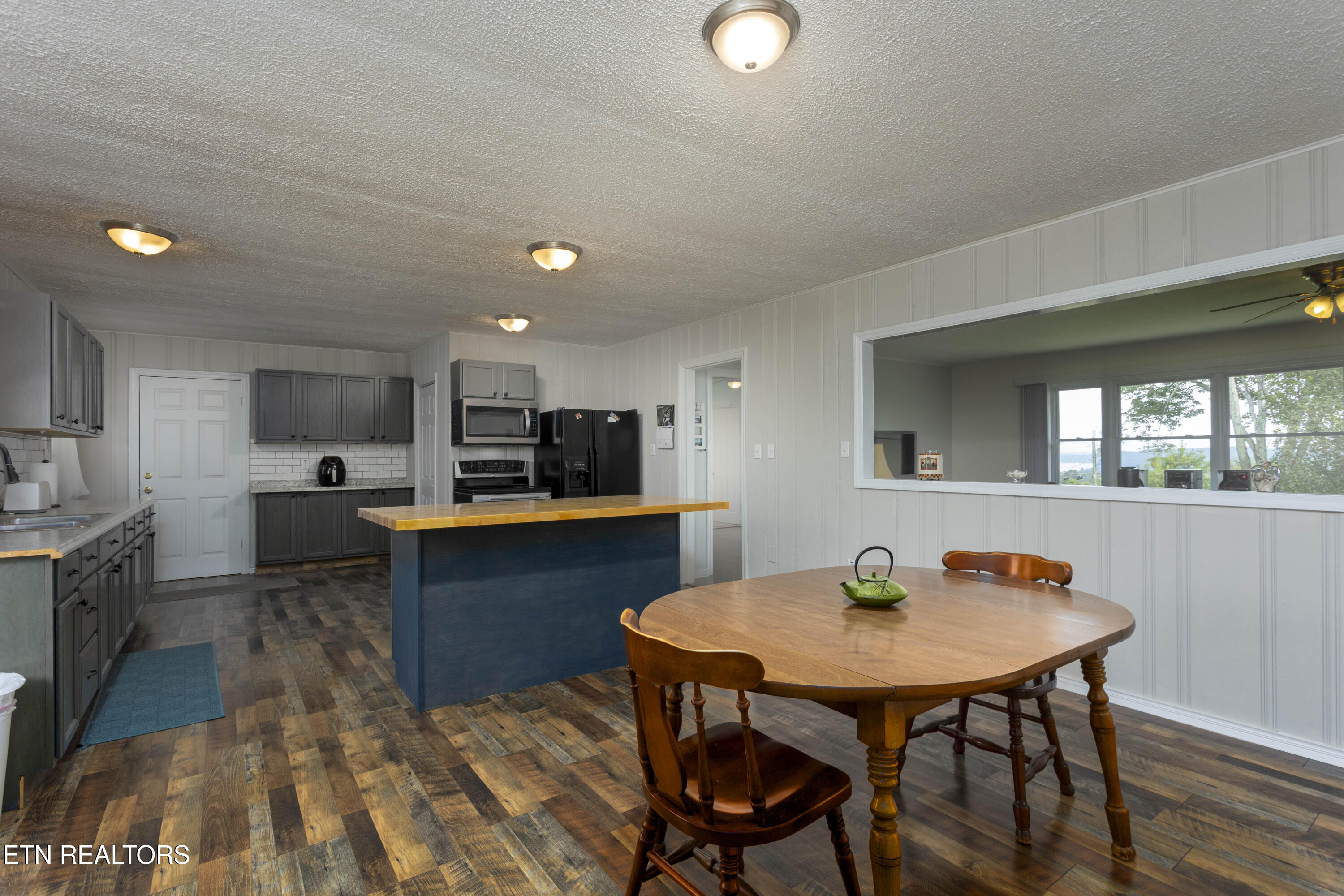 161 S Hillcrest Drive Spring City TN 37381