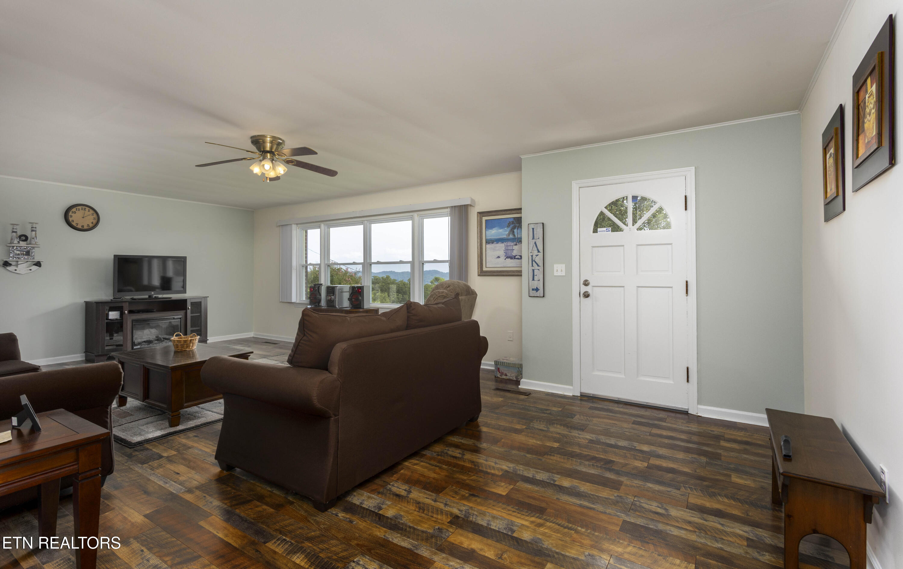 161 S Hillcrest Drive Spring City TN 37381