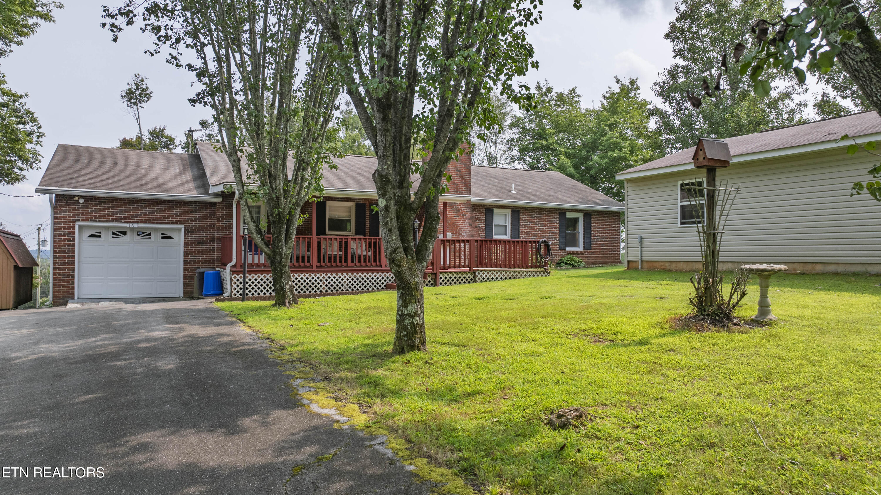 161 S Hillcrest Drive Spring City TN 37381