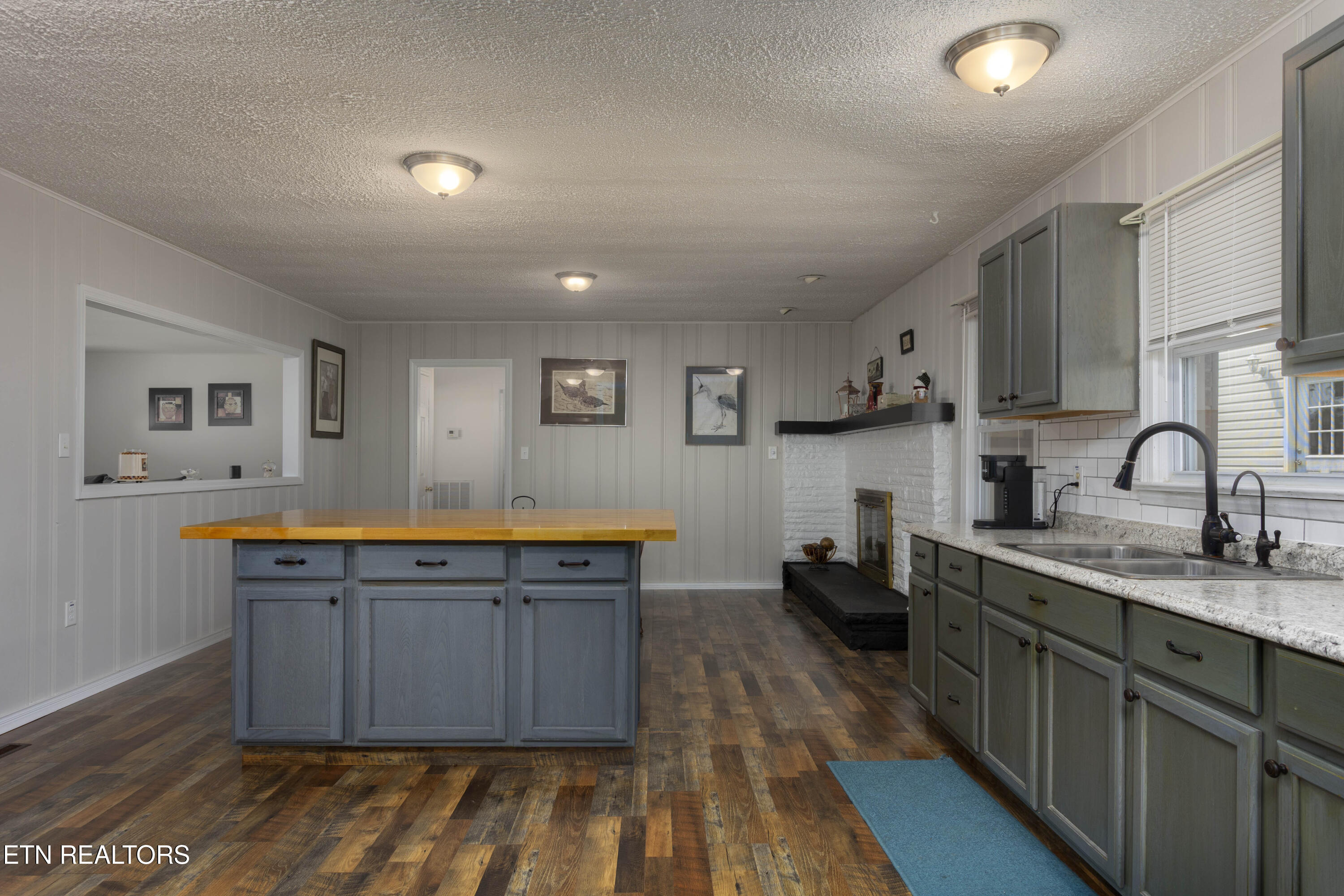 161 S Hillcrest Drive Spring City TN 37381