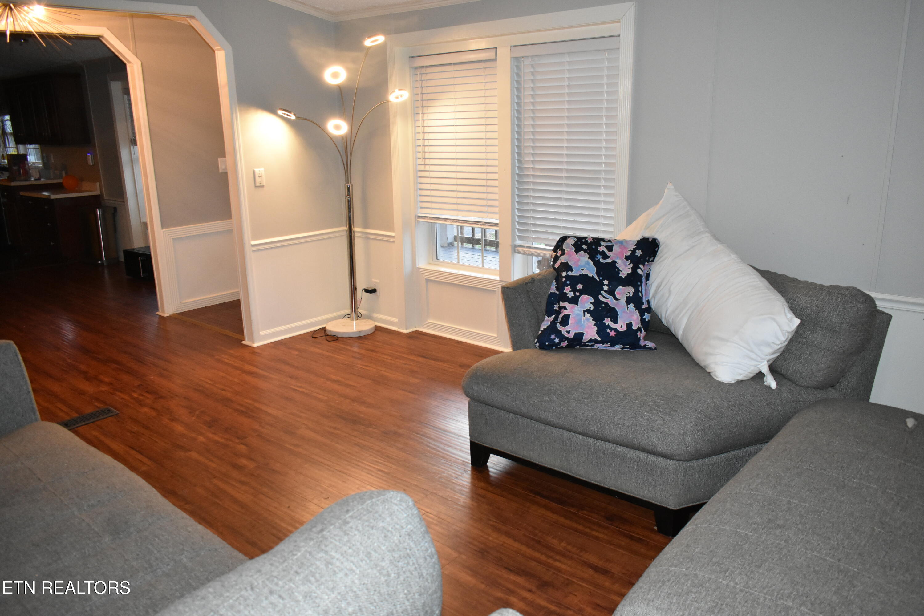 283 Hunley Road Speedwell TN 37870