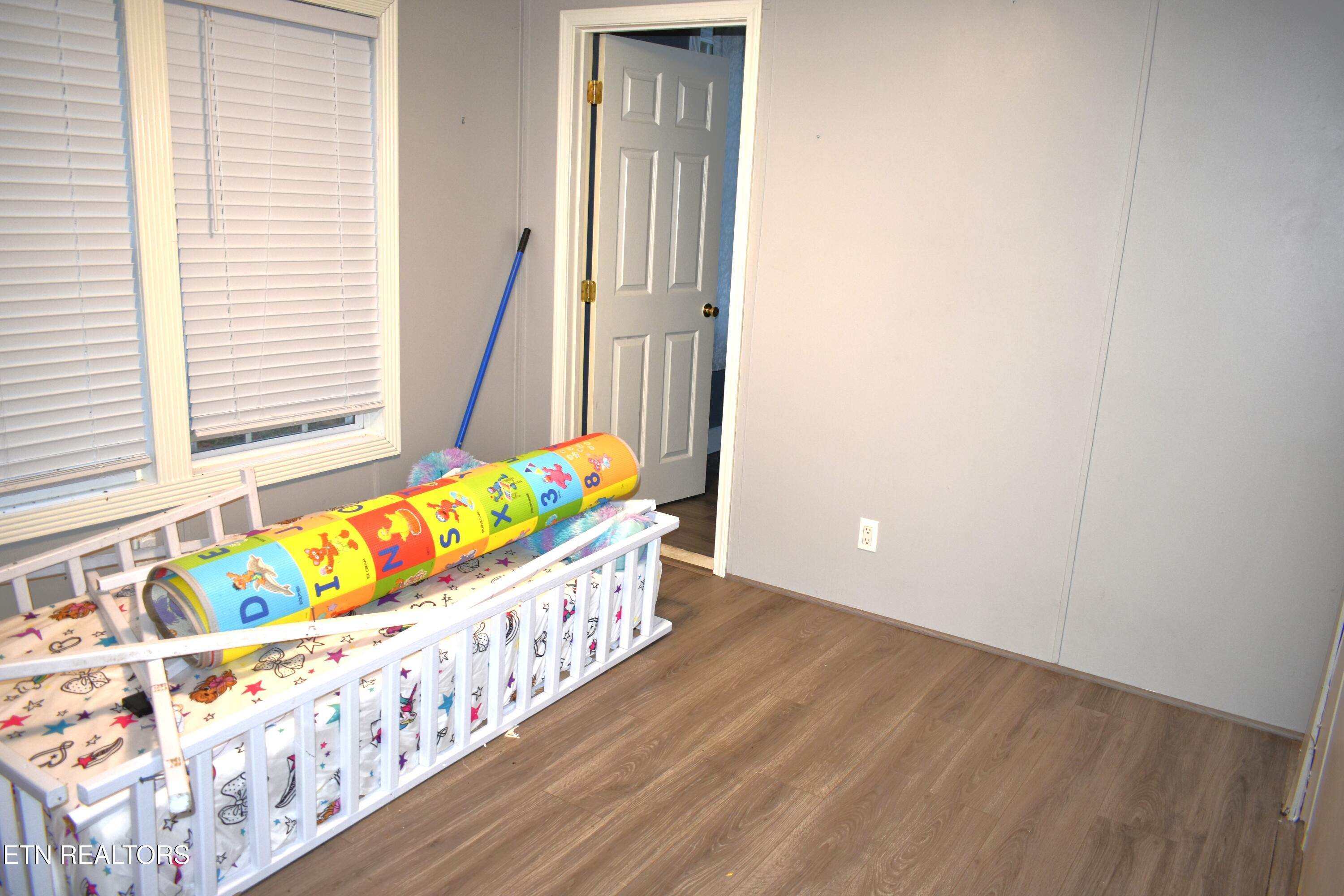 283 Hunley Road Speedwell TN 37870