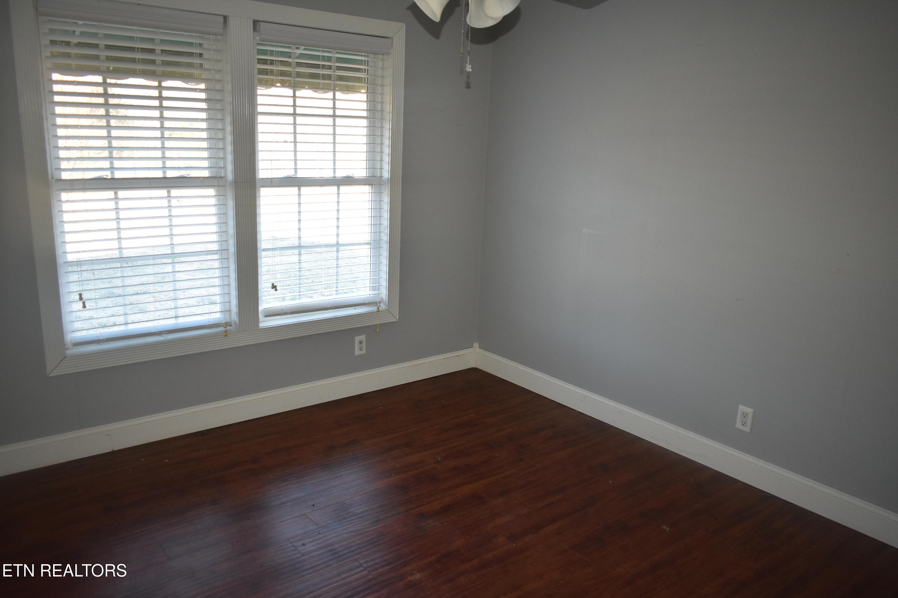 283 Hunley Road Speedwell TN 37870