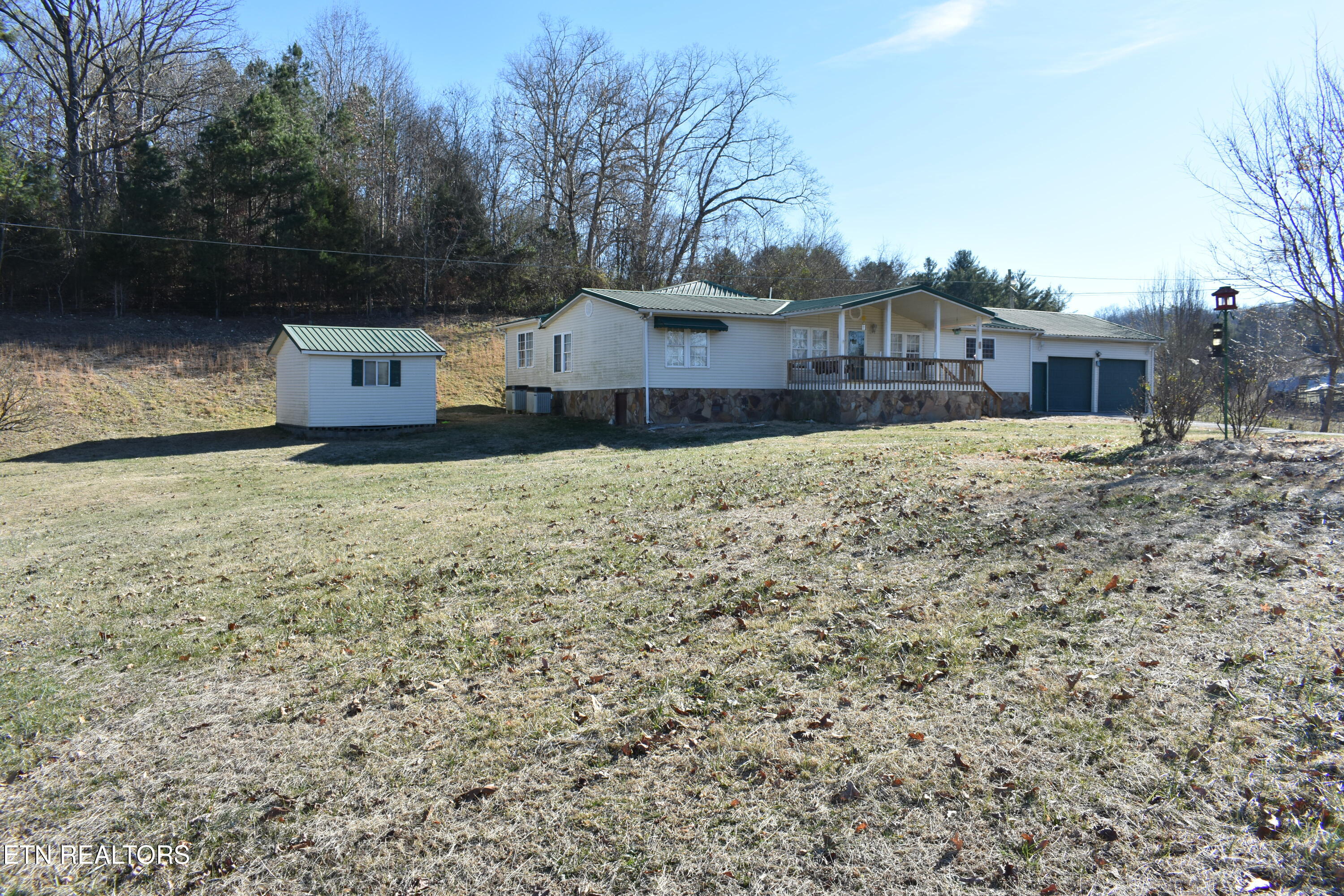 283 Hunley Road Speedwell TN 37870