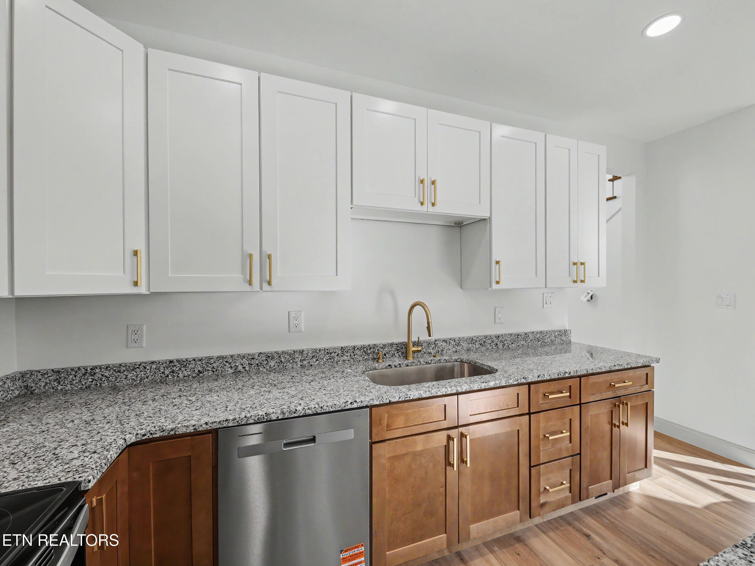 4913 NW Tenwood Drive Knoxville TN 37921