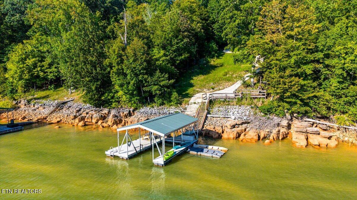 762 Hiwassee Drive Jacksboro TN 37757