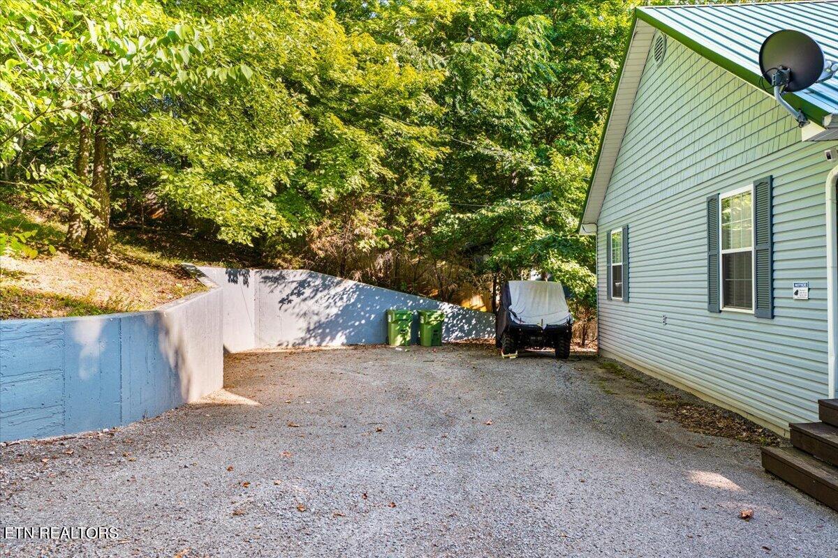 762 Hiwassee Drive Jacksboro TN 37757