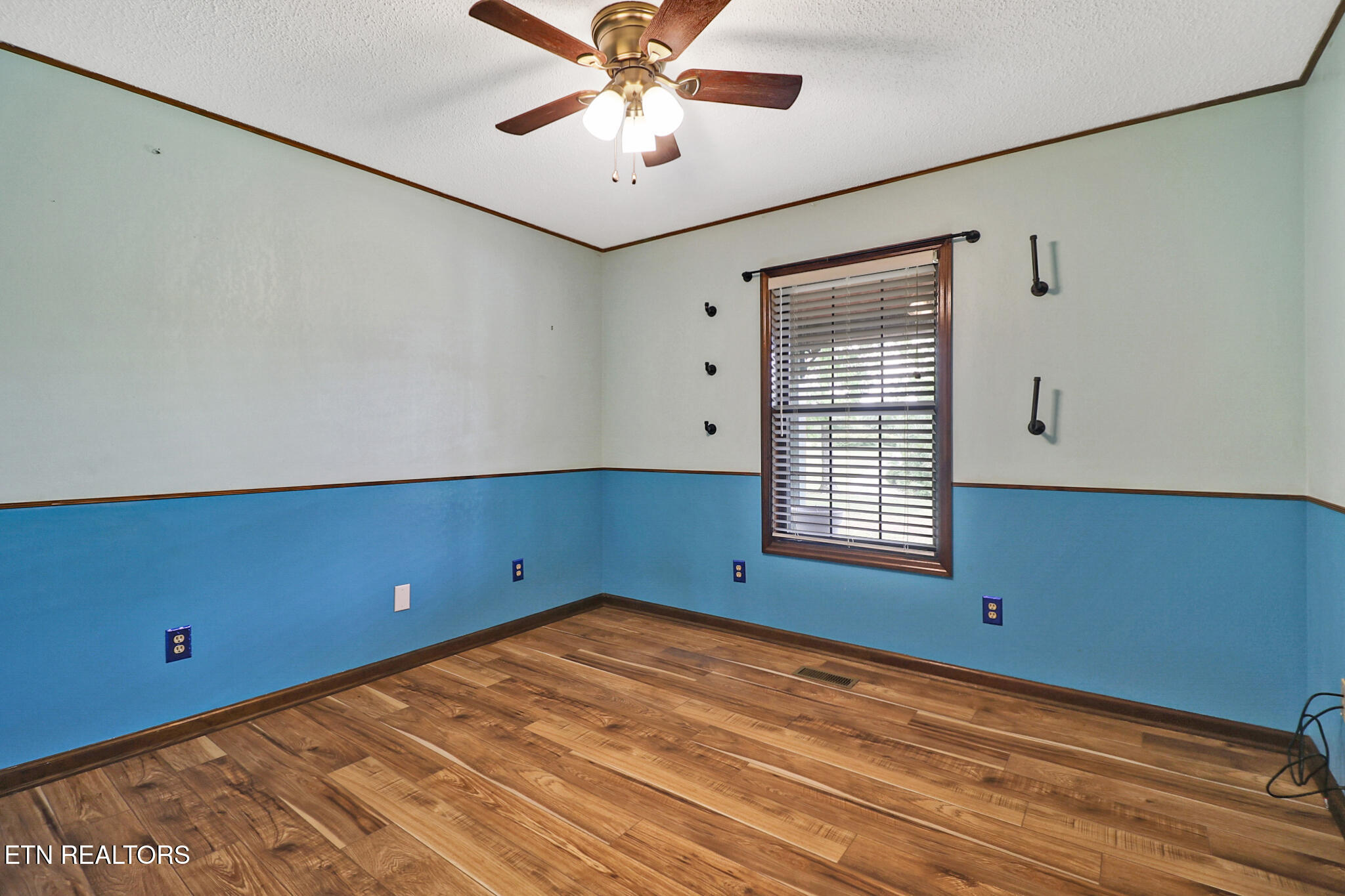 8429 S Highway 127 Crossville TN 38572