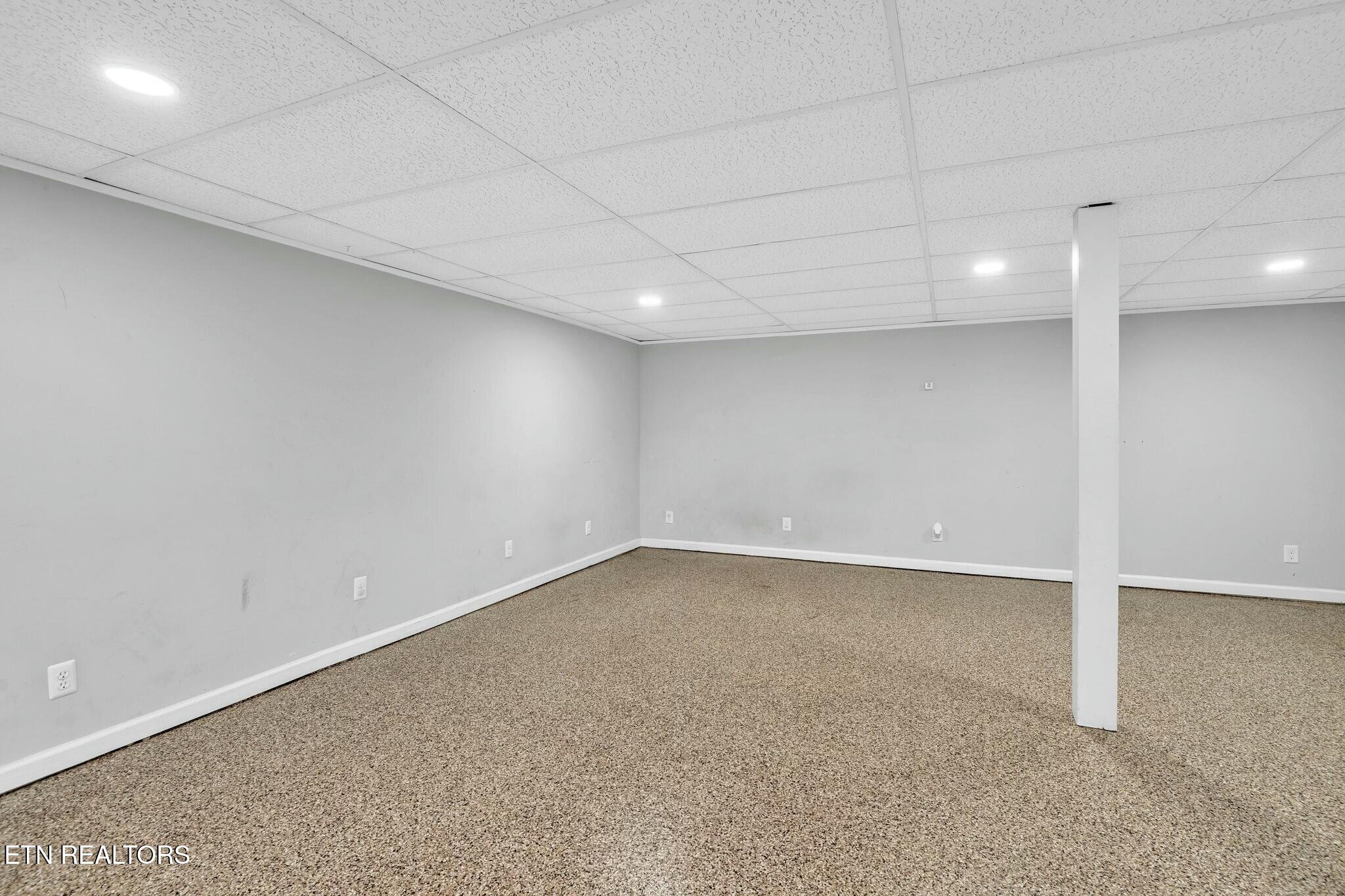 6553 E Garwood Circle Knoxville TN 37918