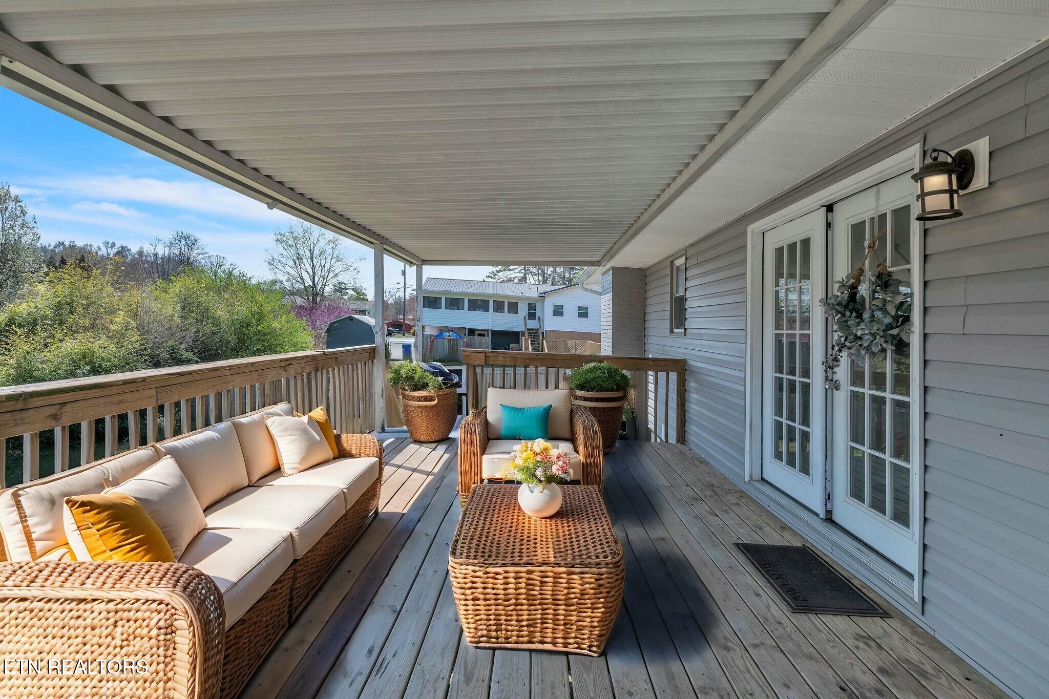 6553 E Garwood Circle Knoxville TN 37918