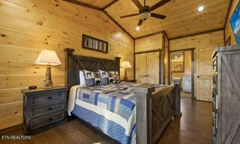 4521 Shangrila Way Sevierville TN 37876