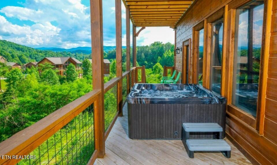 4521 Shangrila Way Sevierville TN 37876