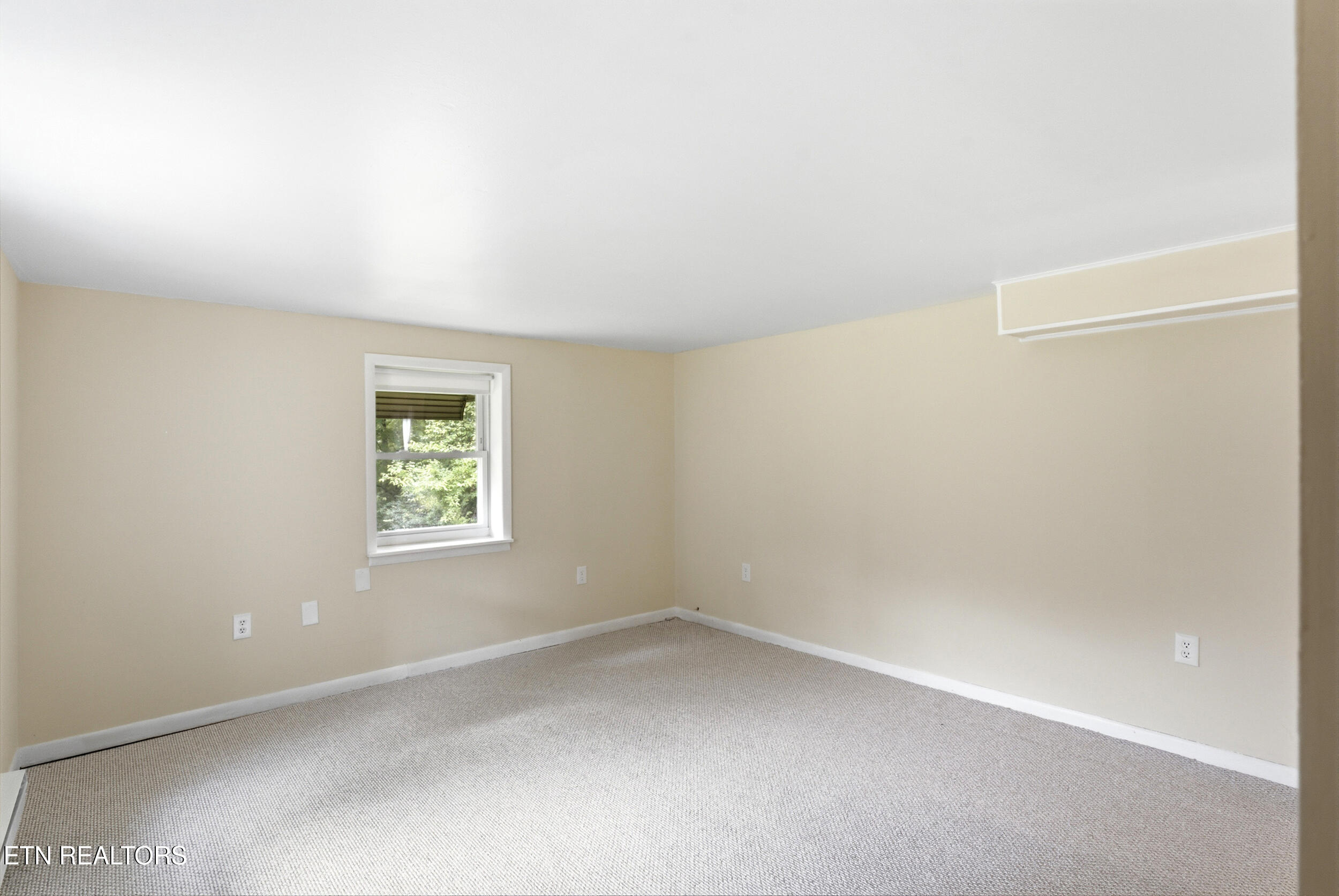 121 Salem Road Oak Ridge TN 37830