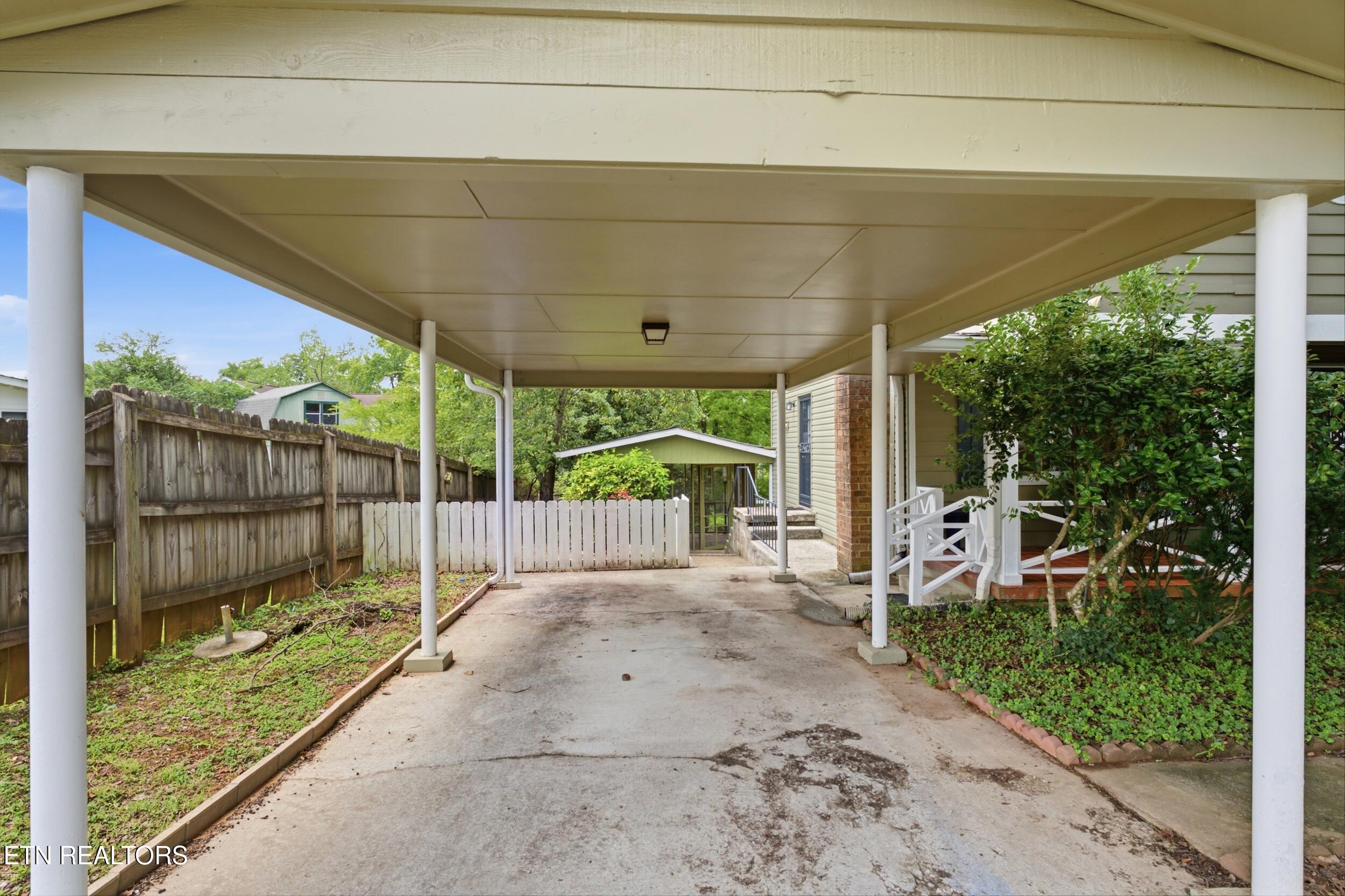 121 Salem Road Oak Ridge TN 37830
