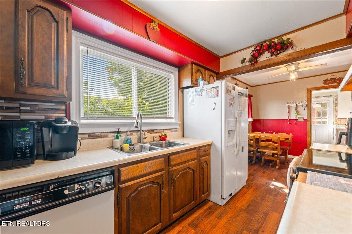 1008 W Walden Street Lafollette TN 37766
