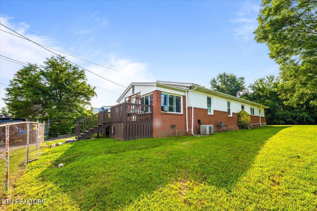 1008 W Walden Street Lafollette TN 37766