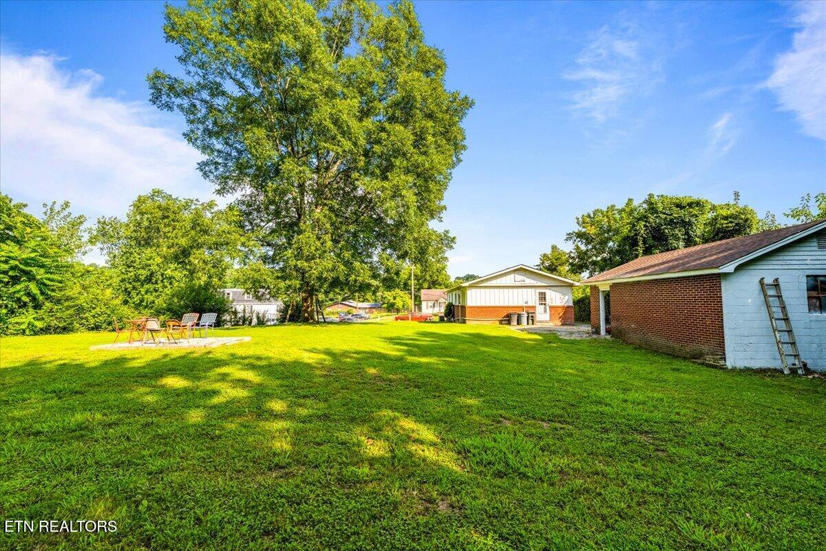 1008 W Walden Street Lafollette TN 37766