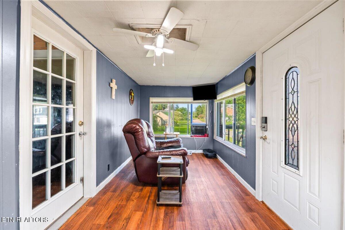 1008 W Walden Street Lafollette TN 37766