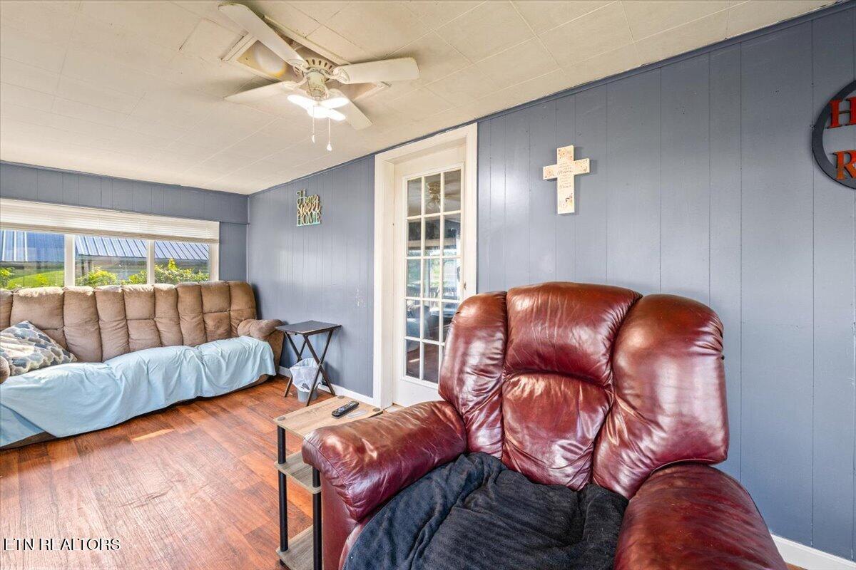 1008 W Walden Street Lafollette TN 37766